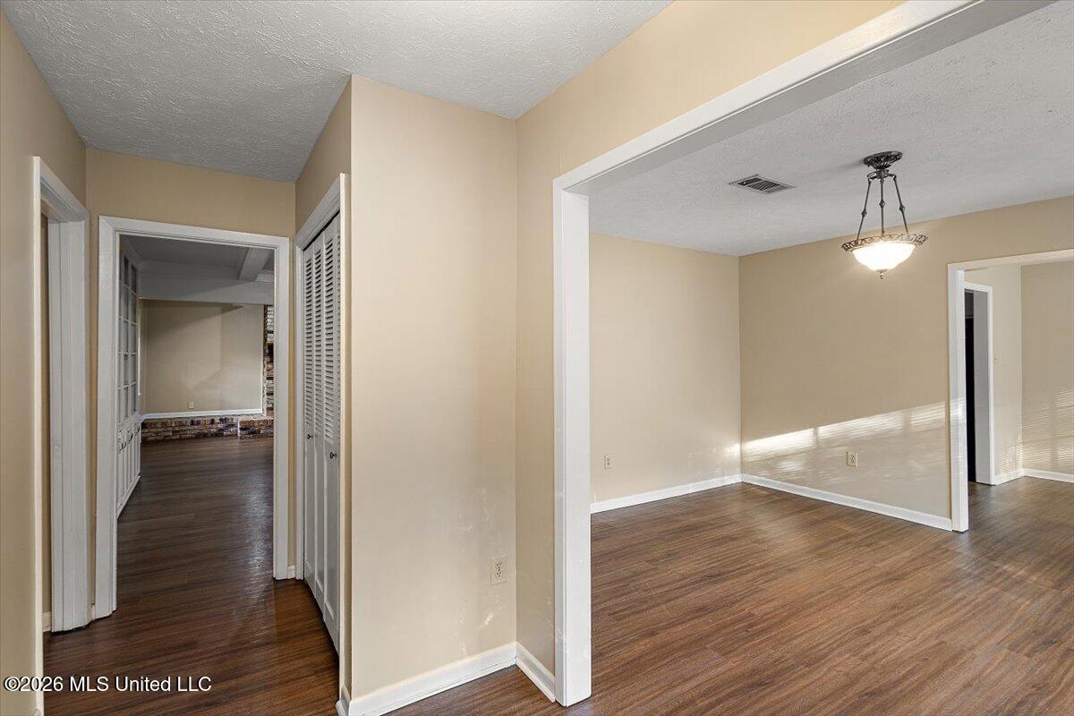 72 Fern Valley Road Property Photo 6