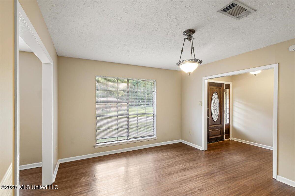 72 Fern Valley Road Property Photo 7