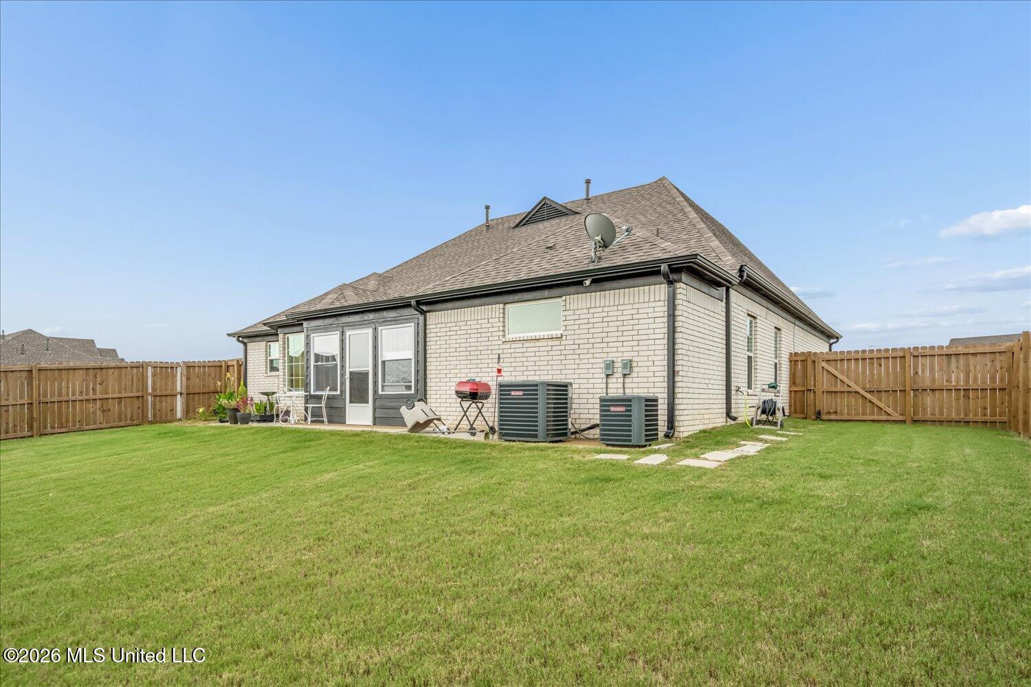 2478 Johnny Ray Drive Property Photo 28