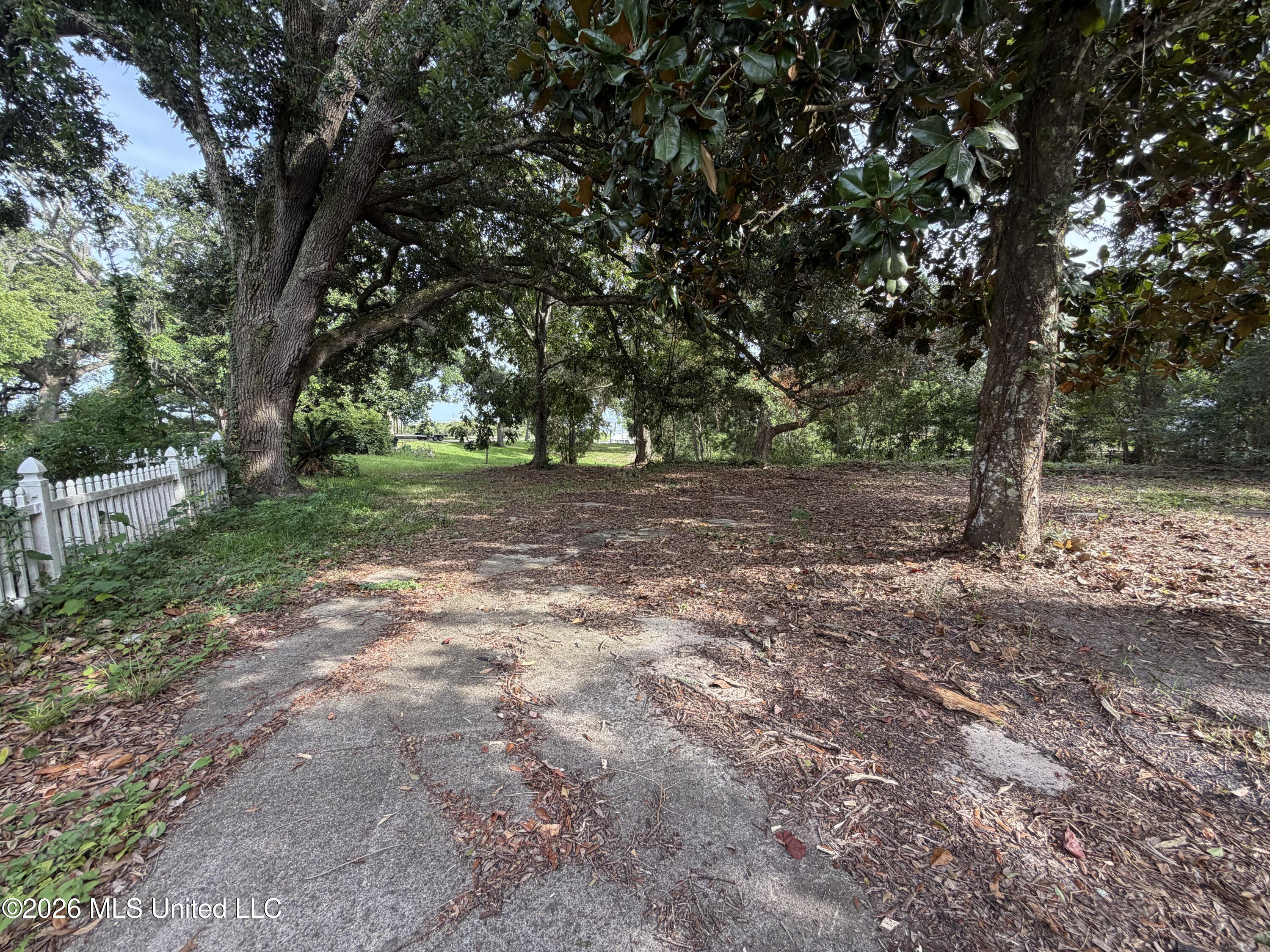 839 Graveline Road Property Photo 39