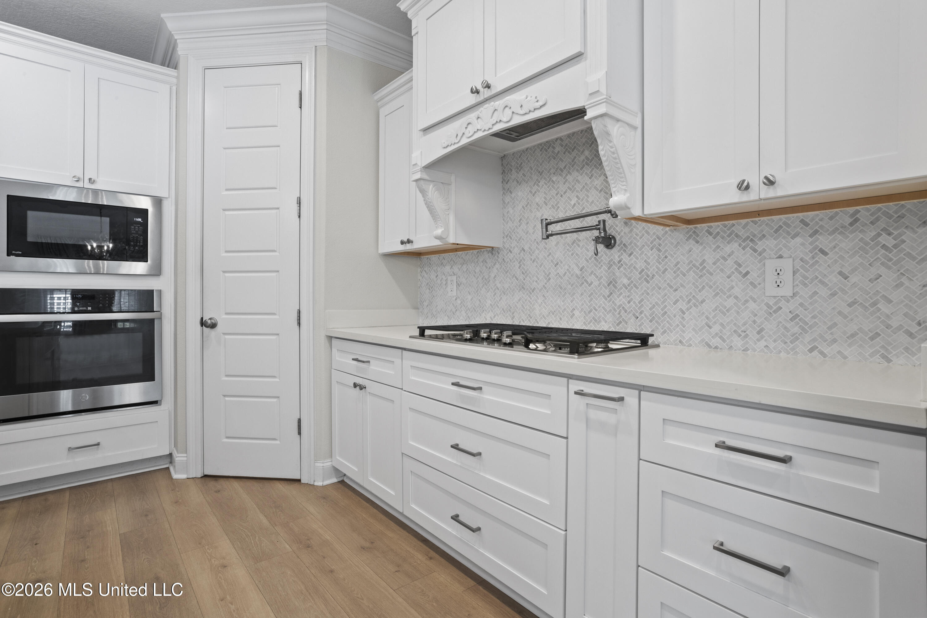 101 Spanish Cove Drive Property Photo 17