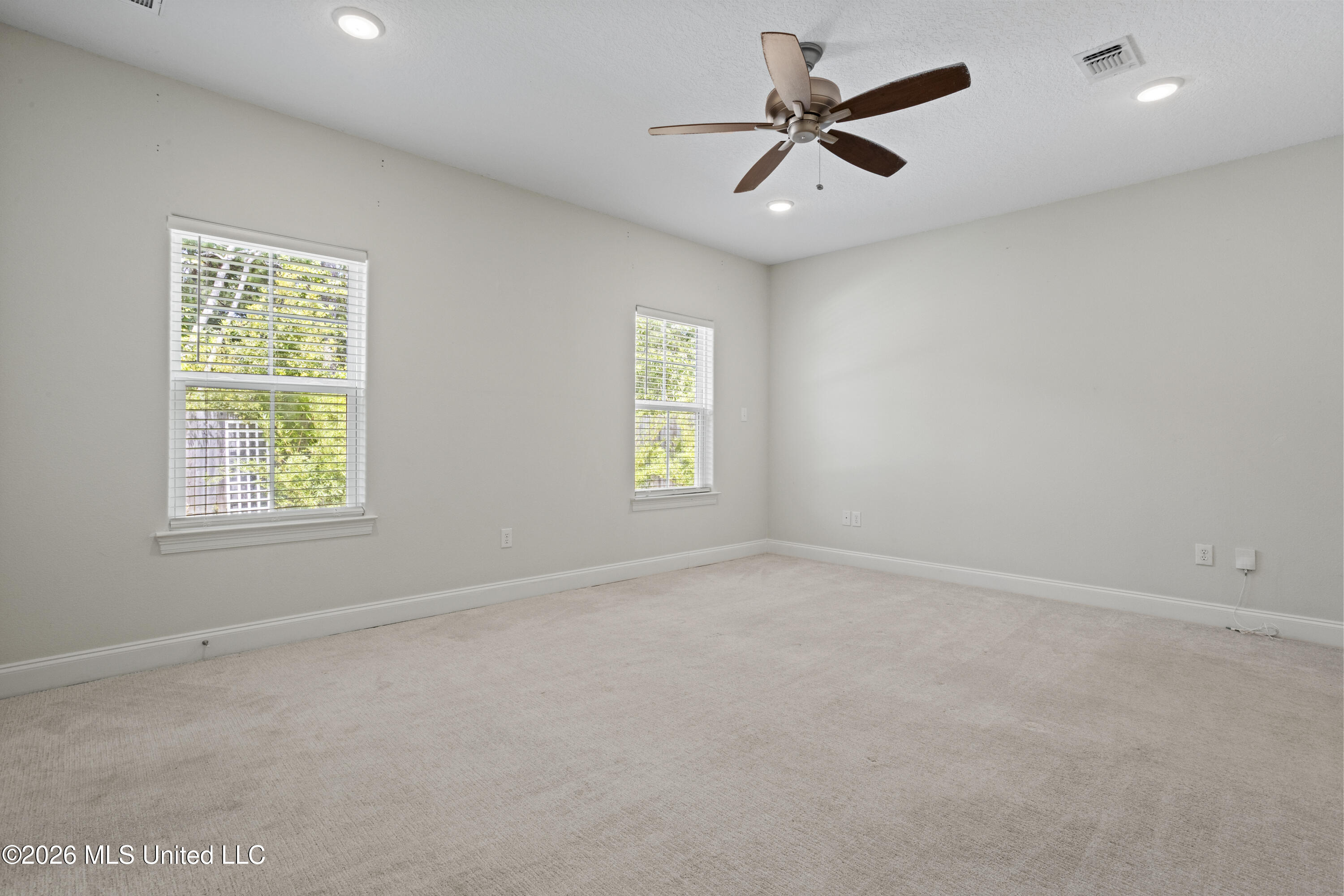 101 Spanish Cove Drive Property Photo 22
