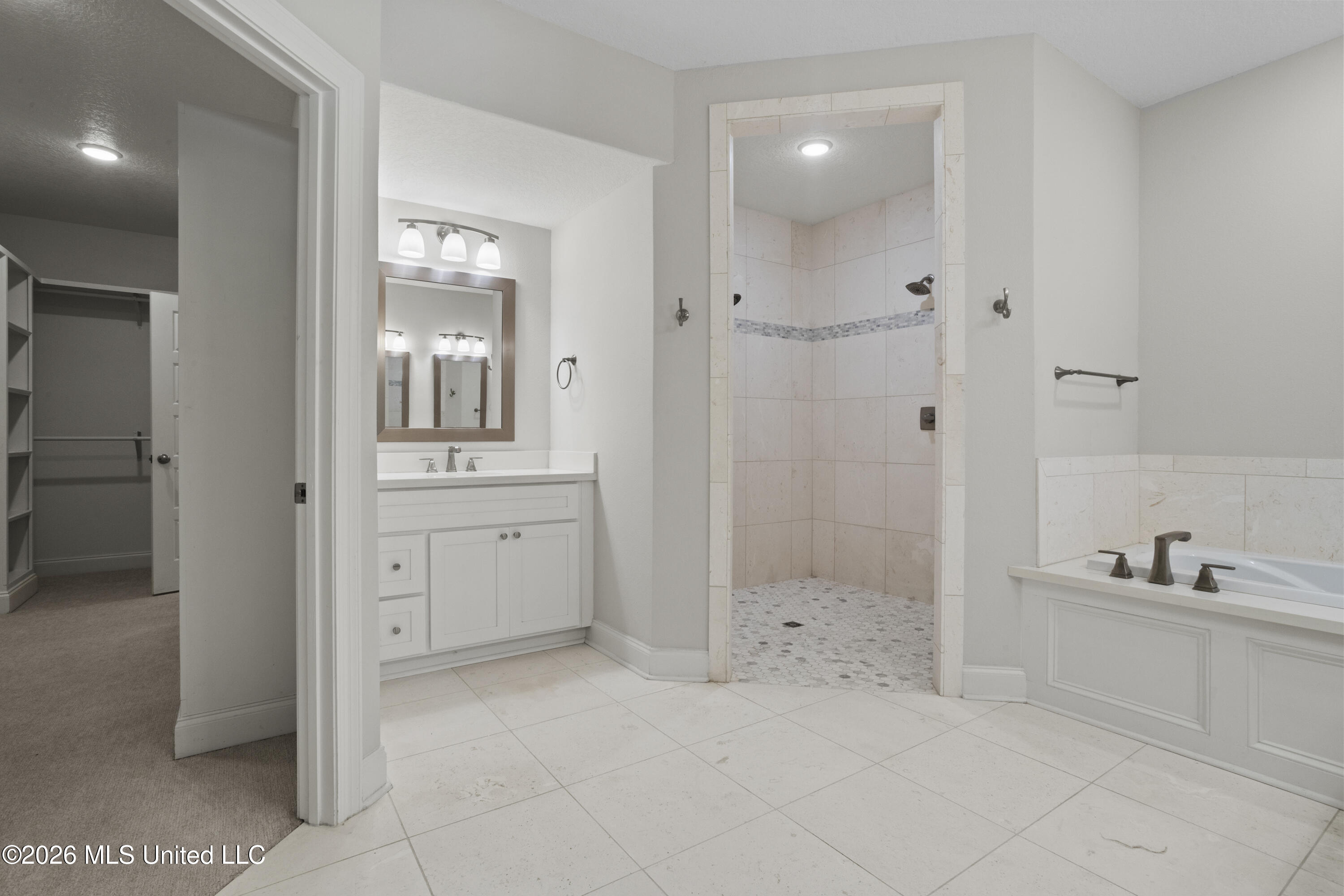 101 Spanish Cove Drive Property Photo 24