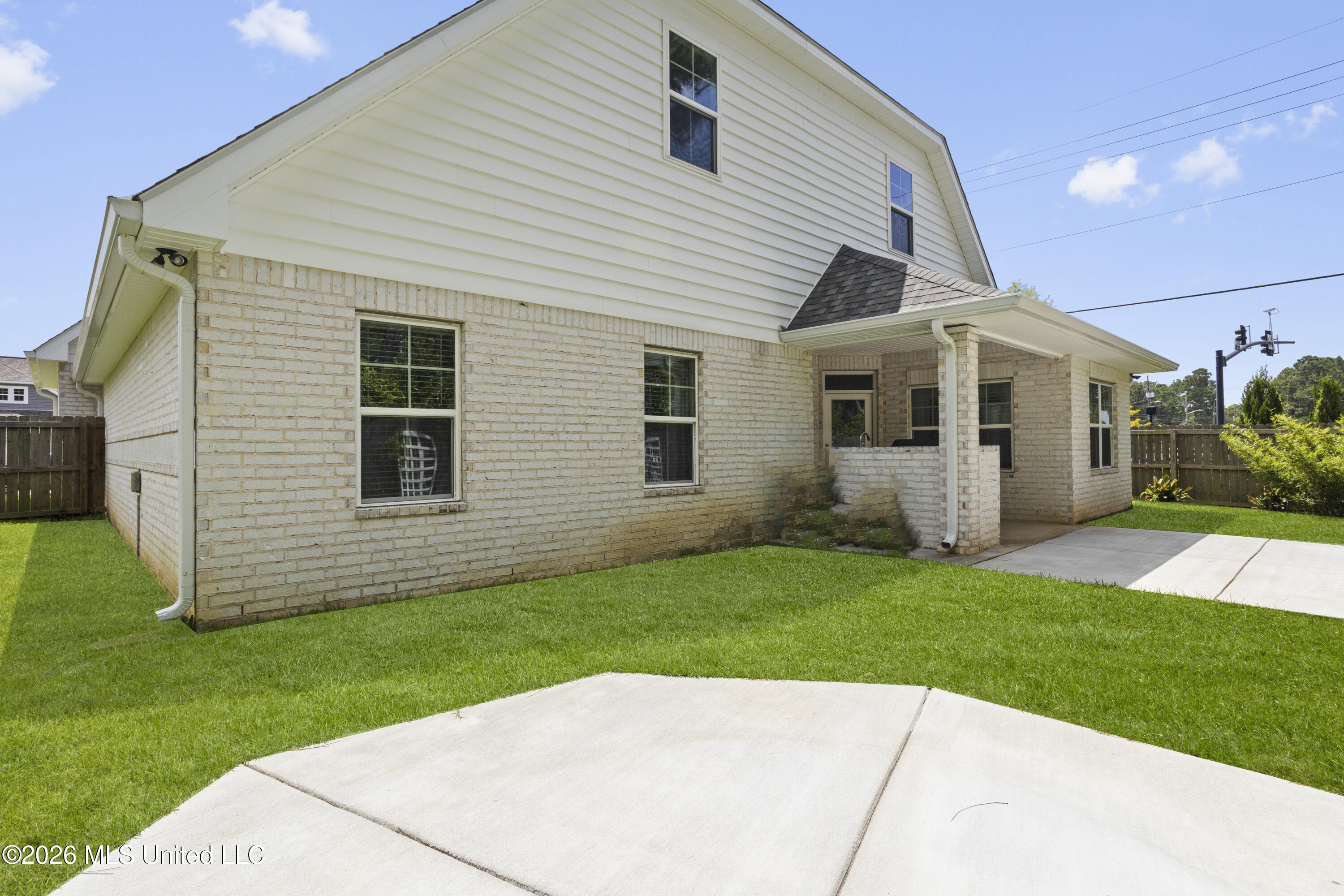 101 Spanish Cove Drive Property Photo 45