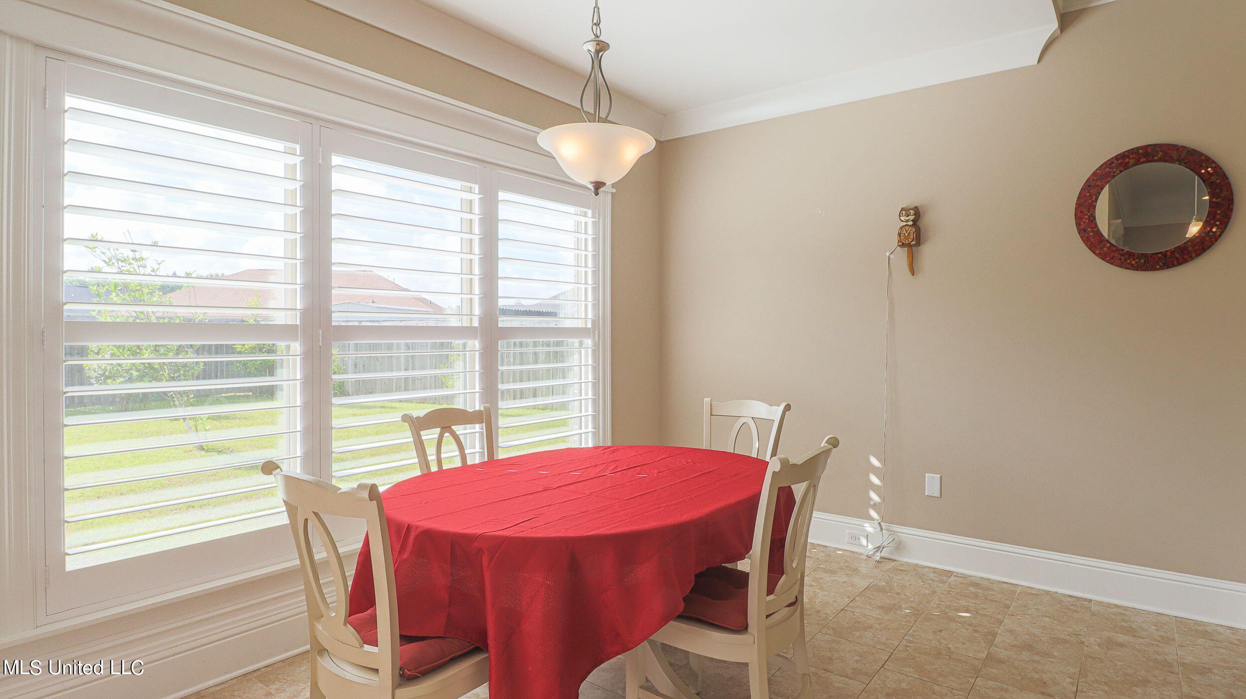 2939 Cypress Creek Drive Property Photo 7
