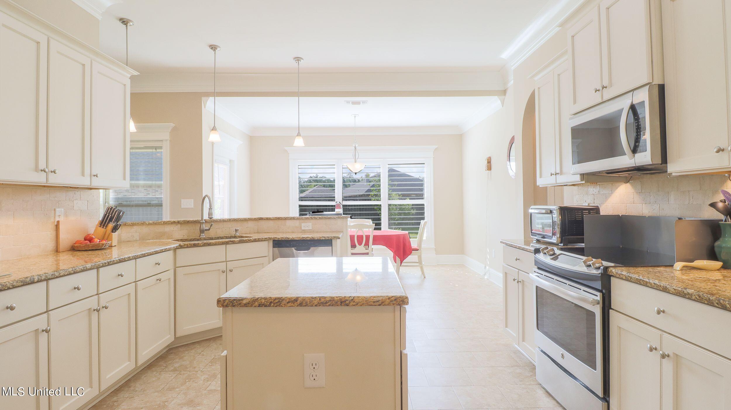 2939 Cypress Creek Drive Property Photo 12