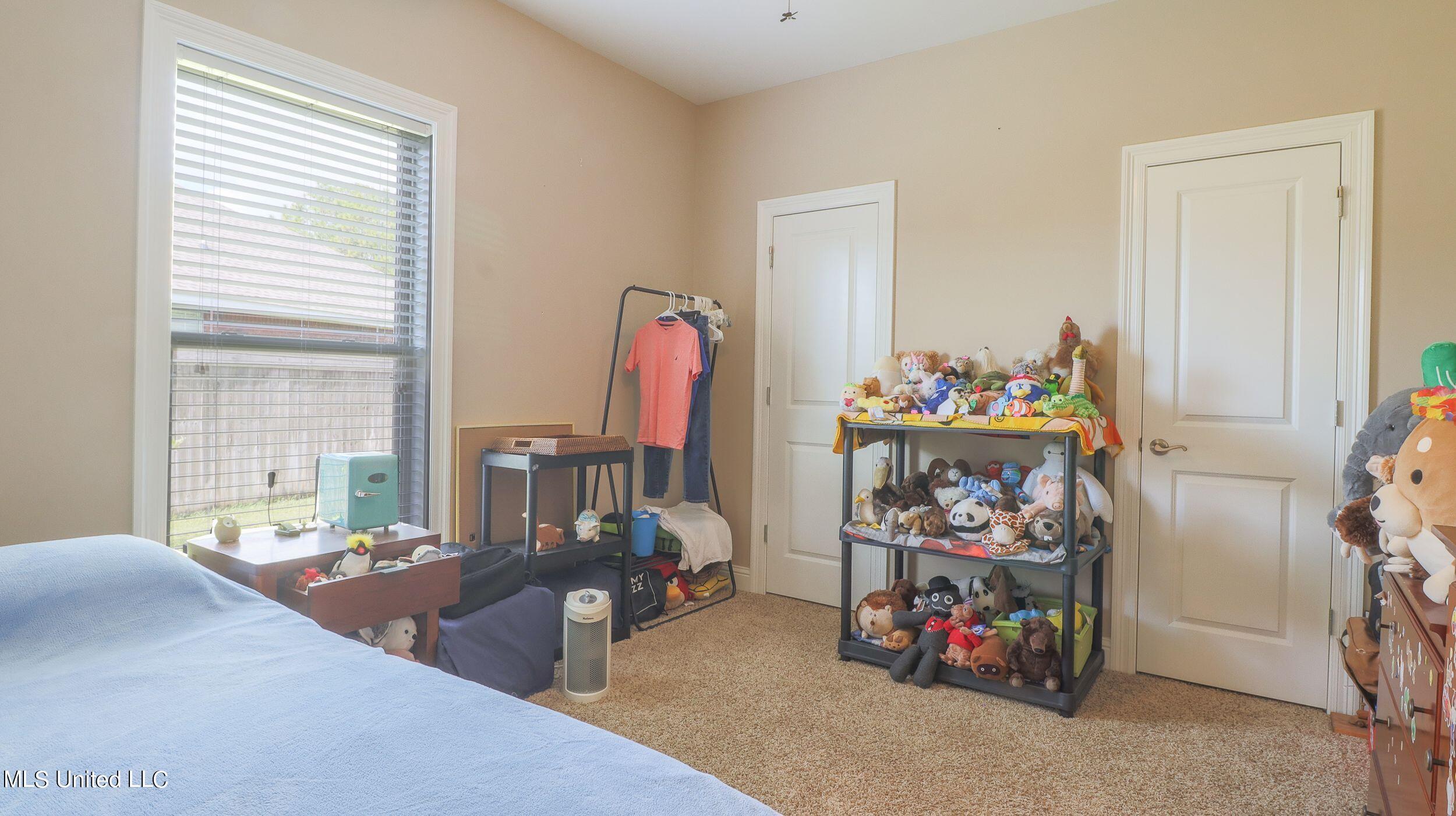 2939 Cypress Creek Drive Property Photo 17