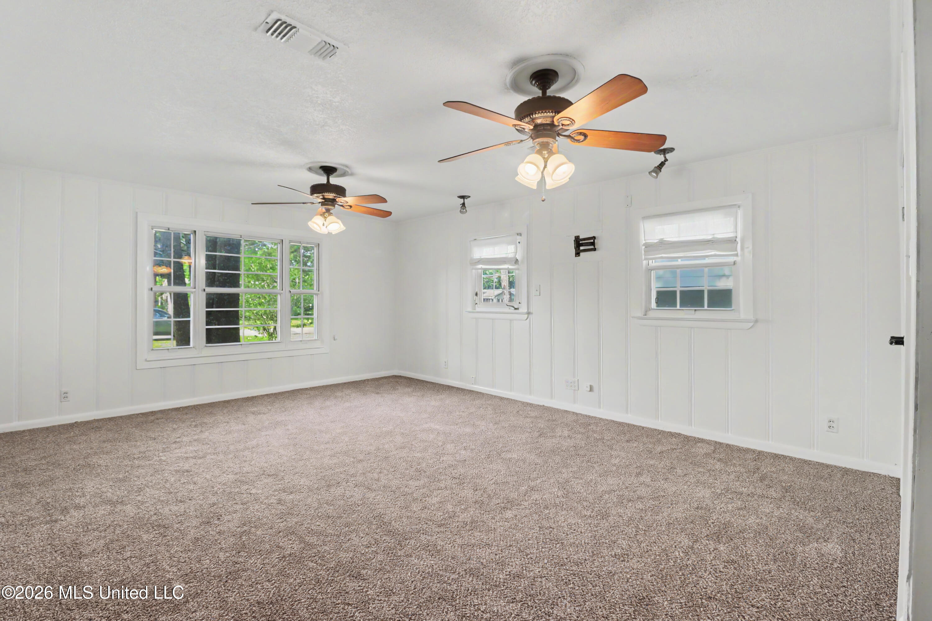 317 42nd Street Property Photo 11