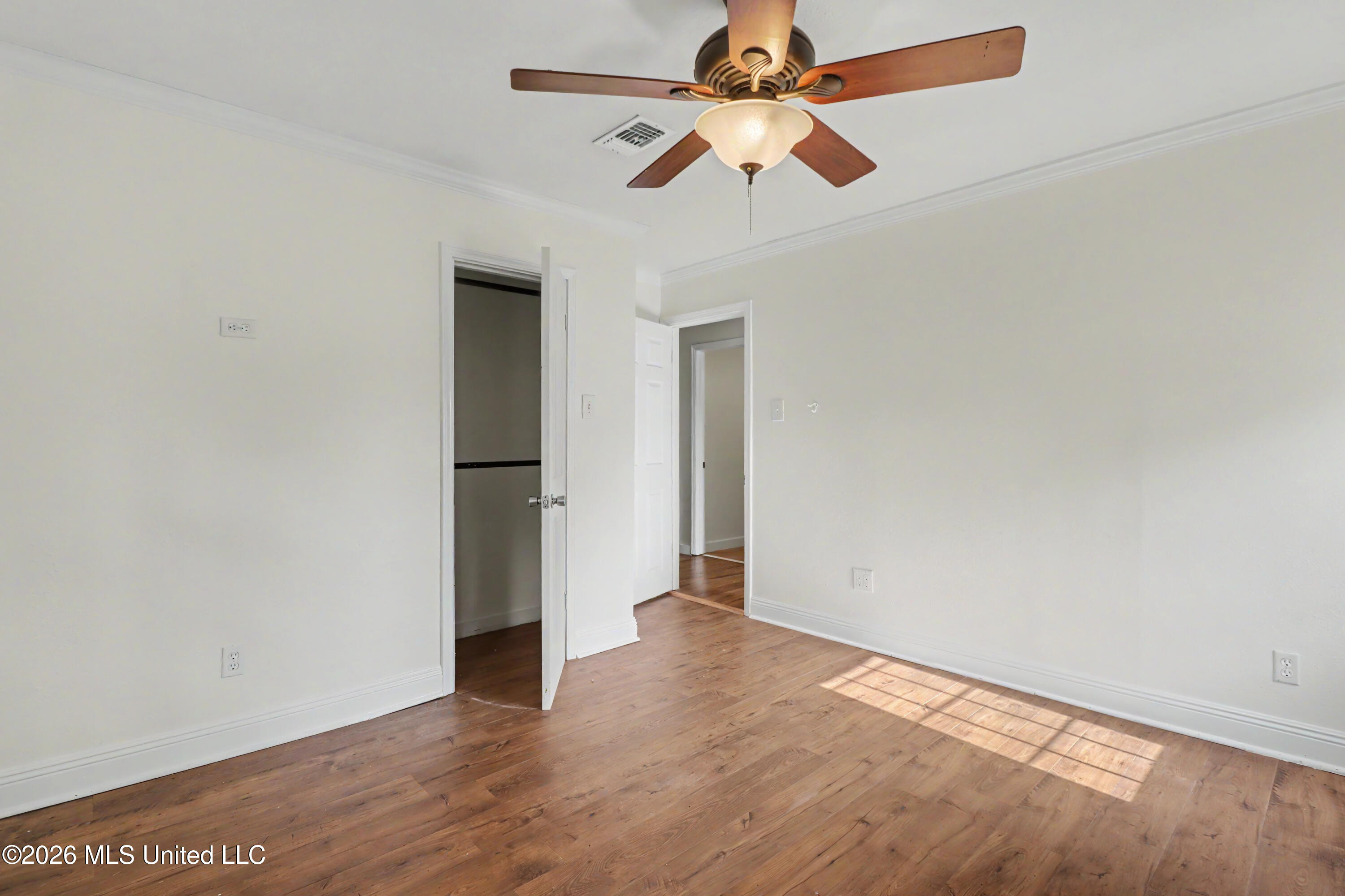 317 42nd Street Property Photo 14