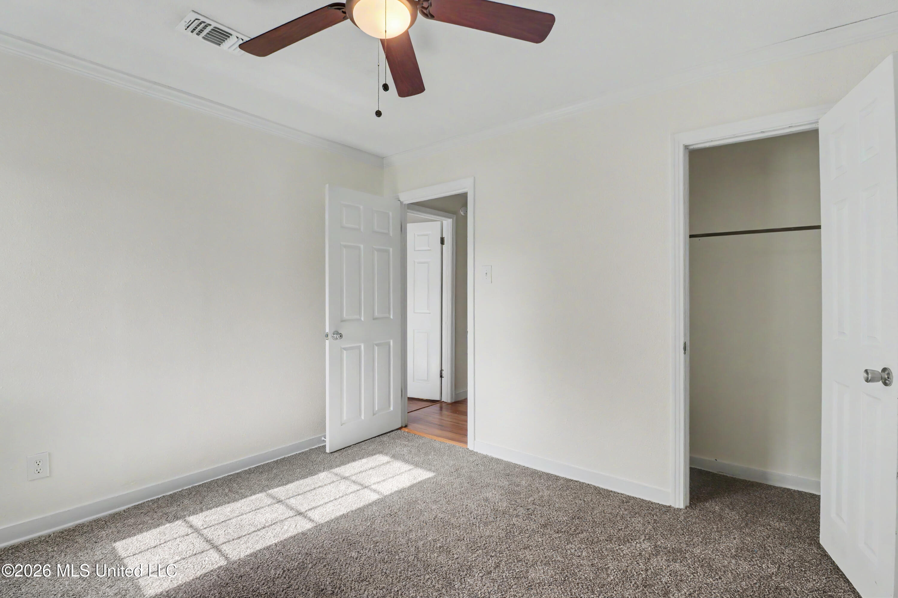 317 42nd Street Property Photo 17