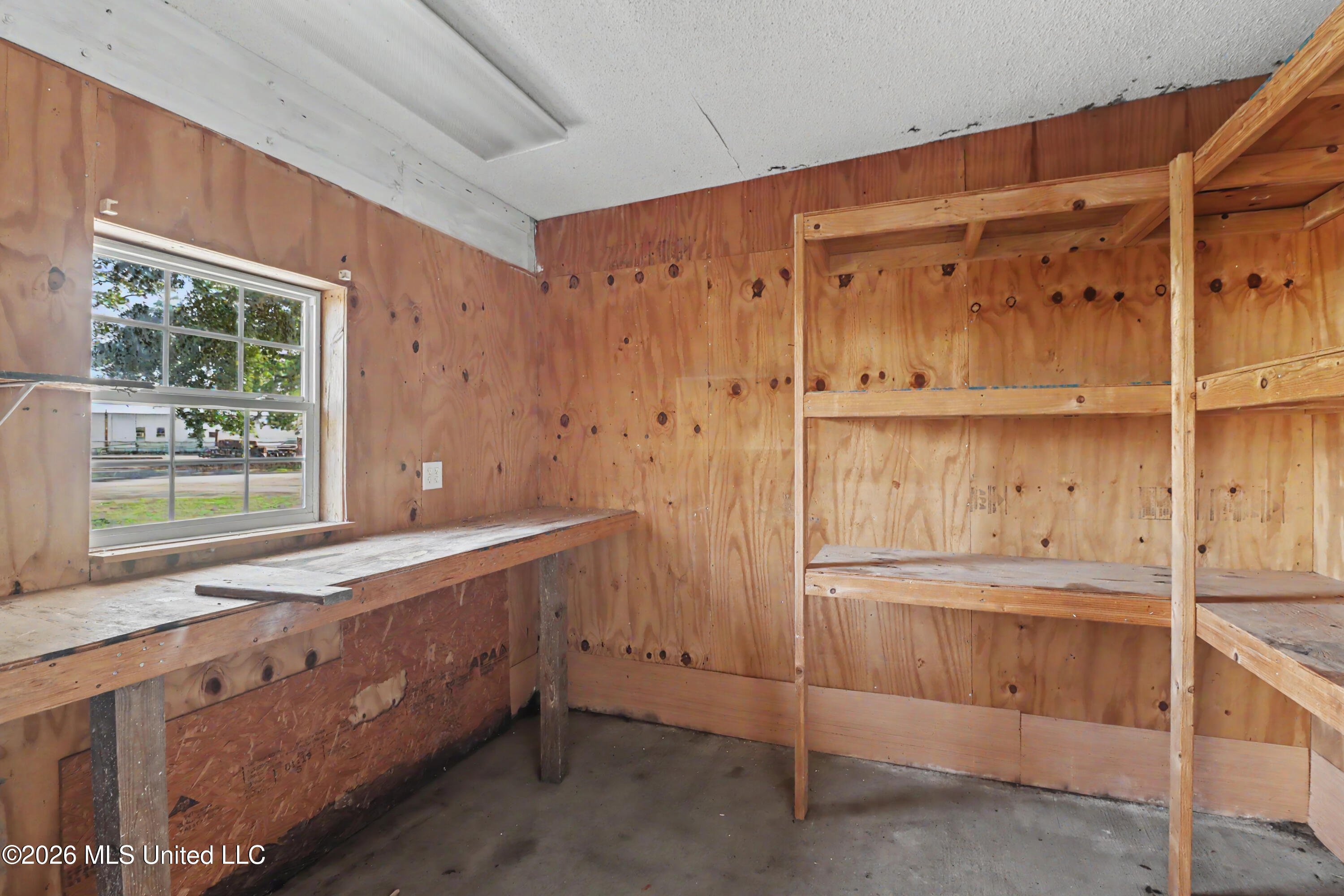 317 42nd Street Property Photo 26