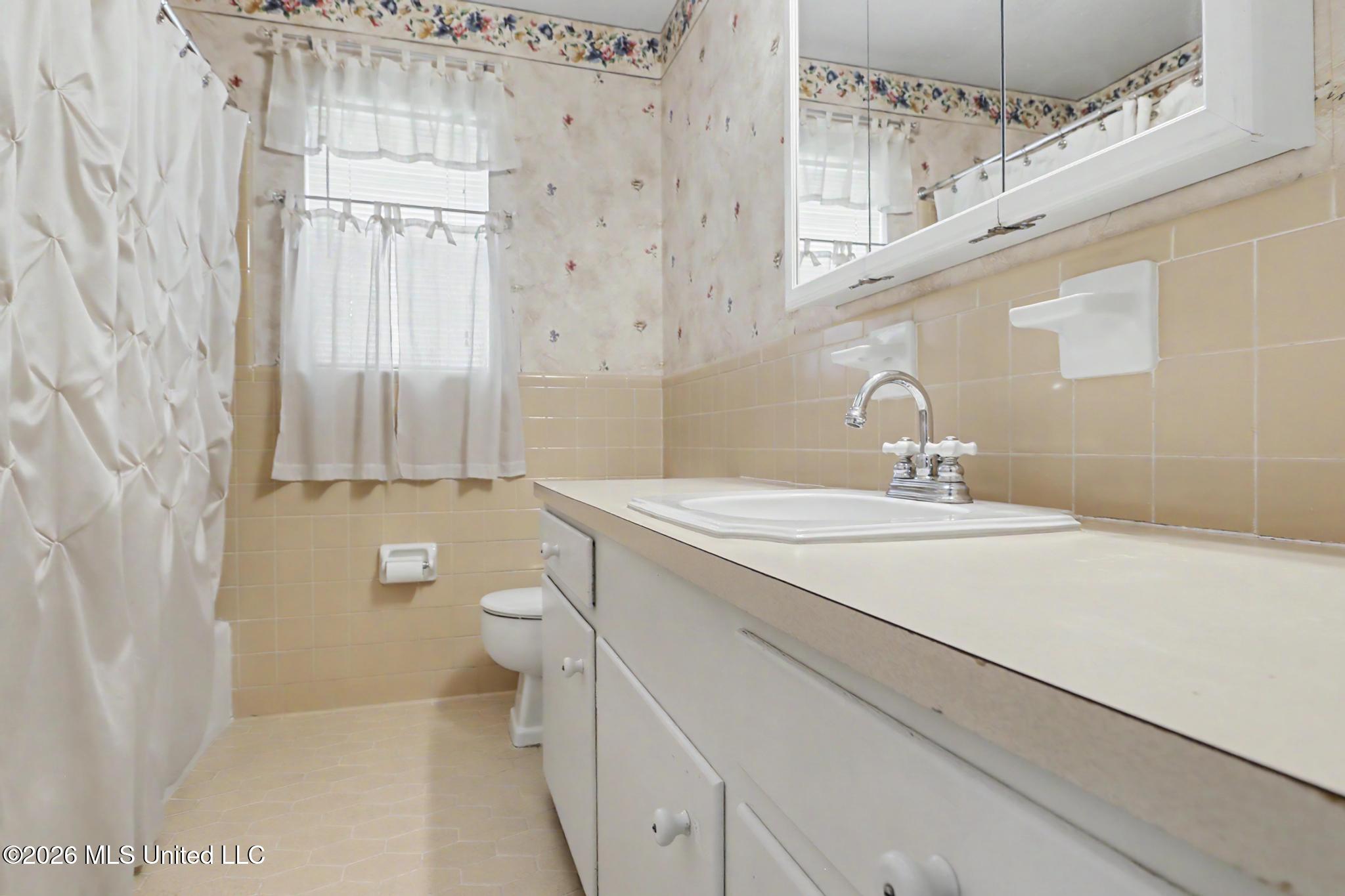 15317 N Parkwood Drive Property Photo 13