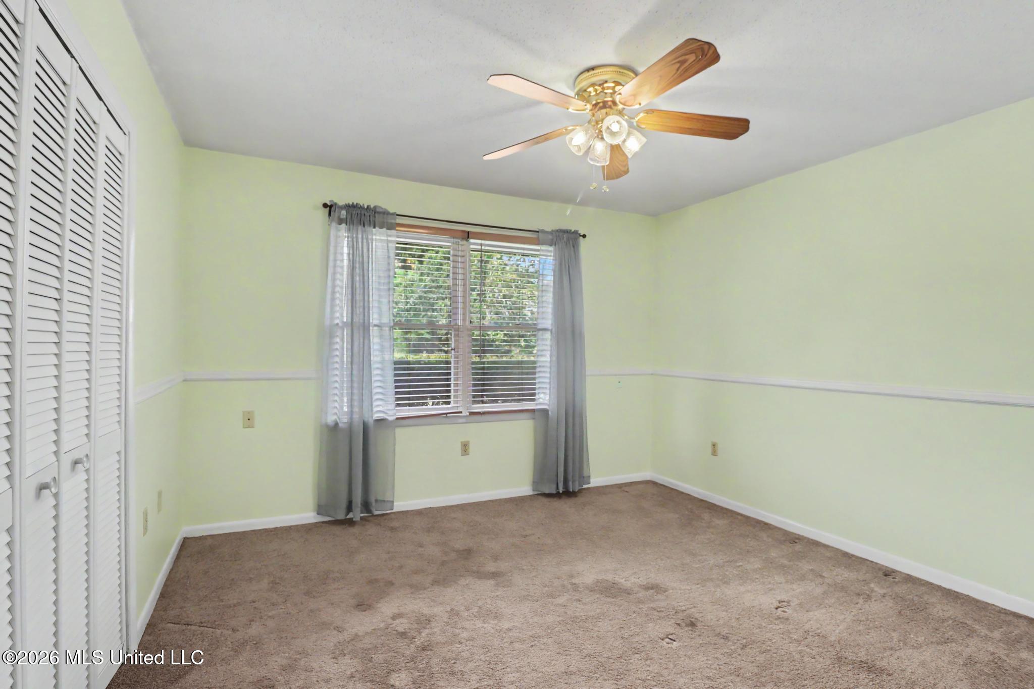 15317 N Parkwood Drive Property Photo 14