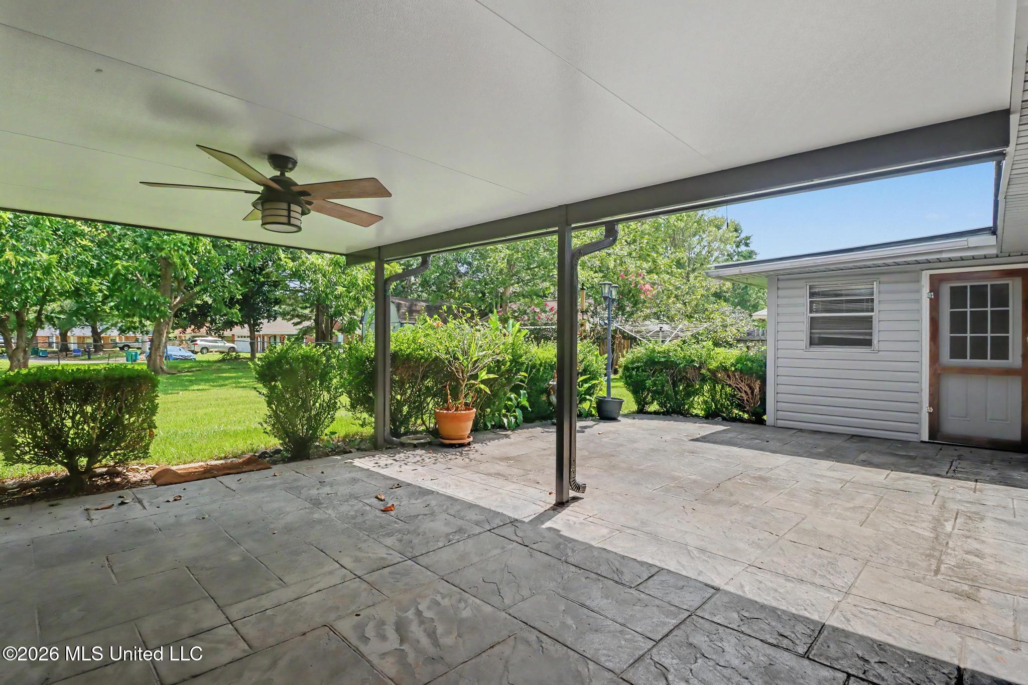 15317 N Parkwood Drive Property Photo 19