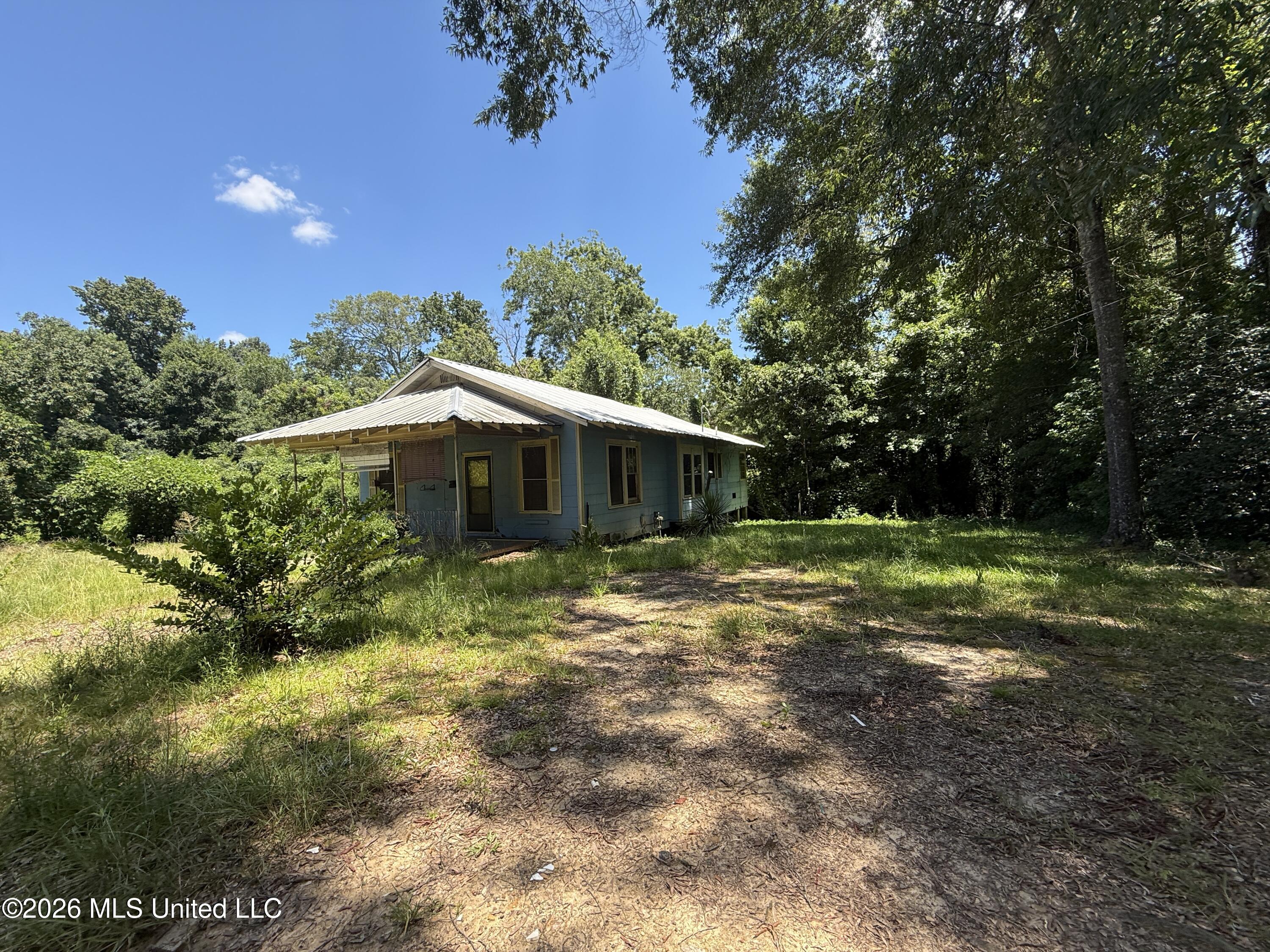 920 Howe Street Property Photo 2