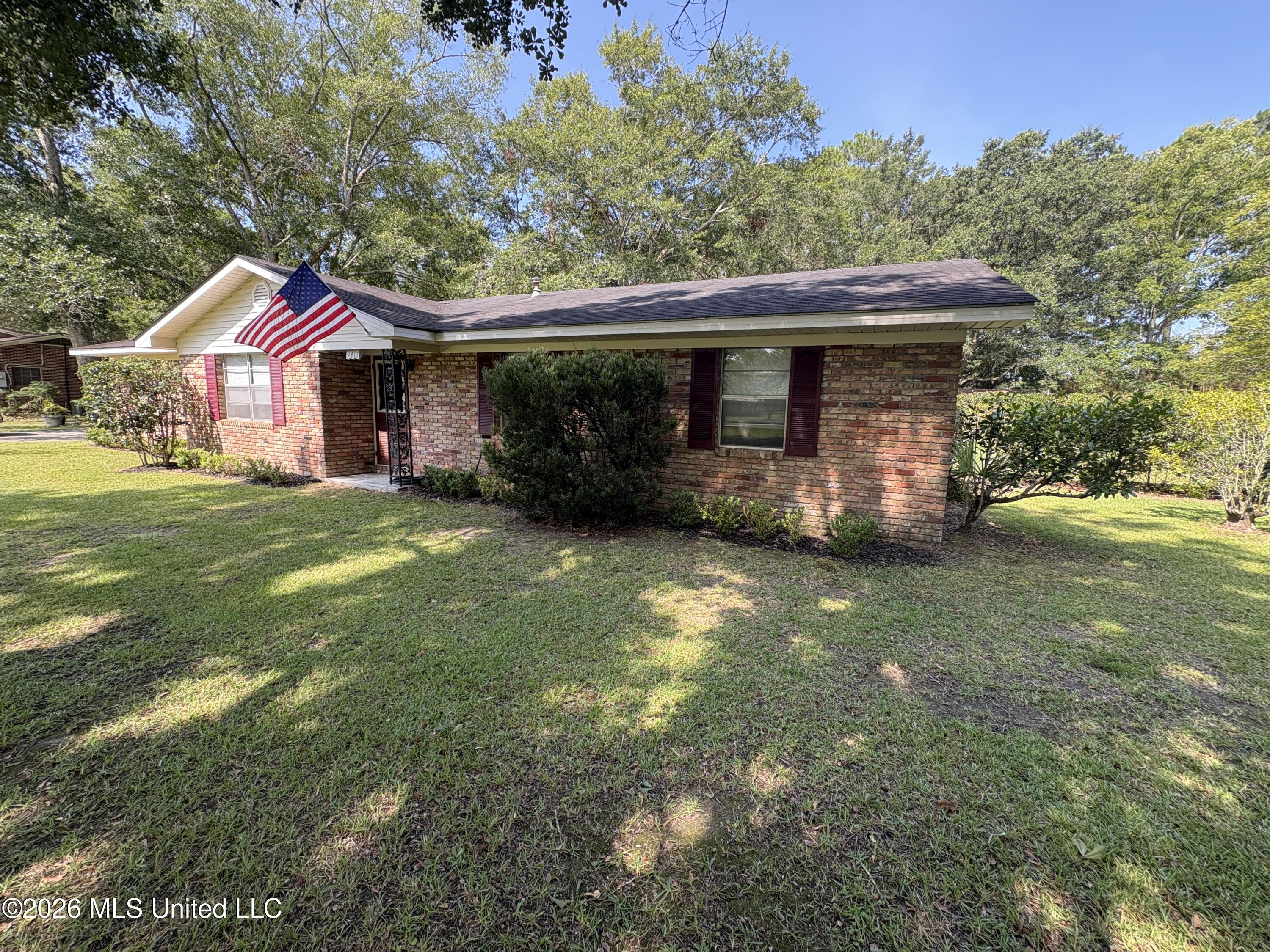 9417 Freeland Street Property Photo 2