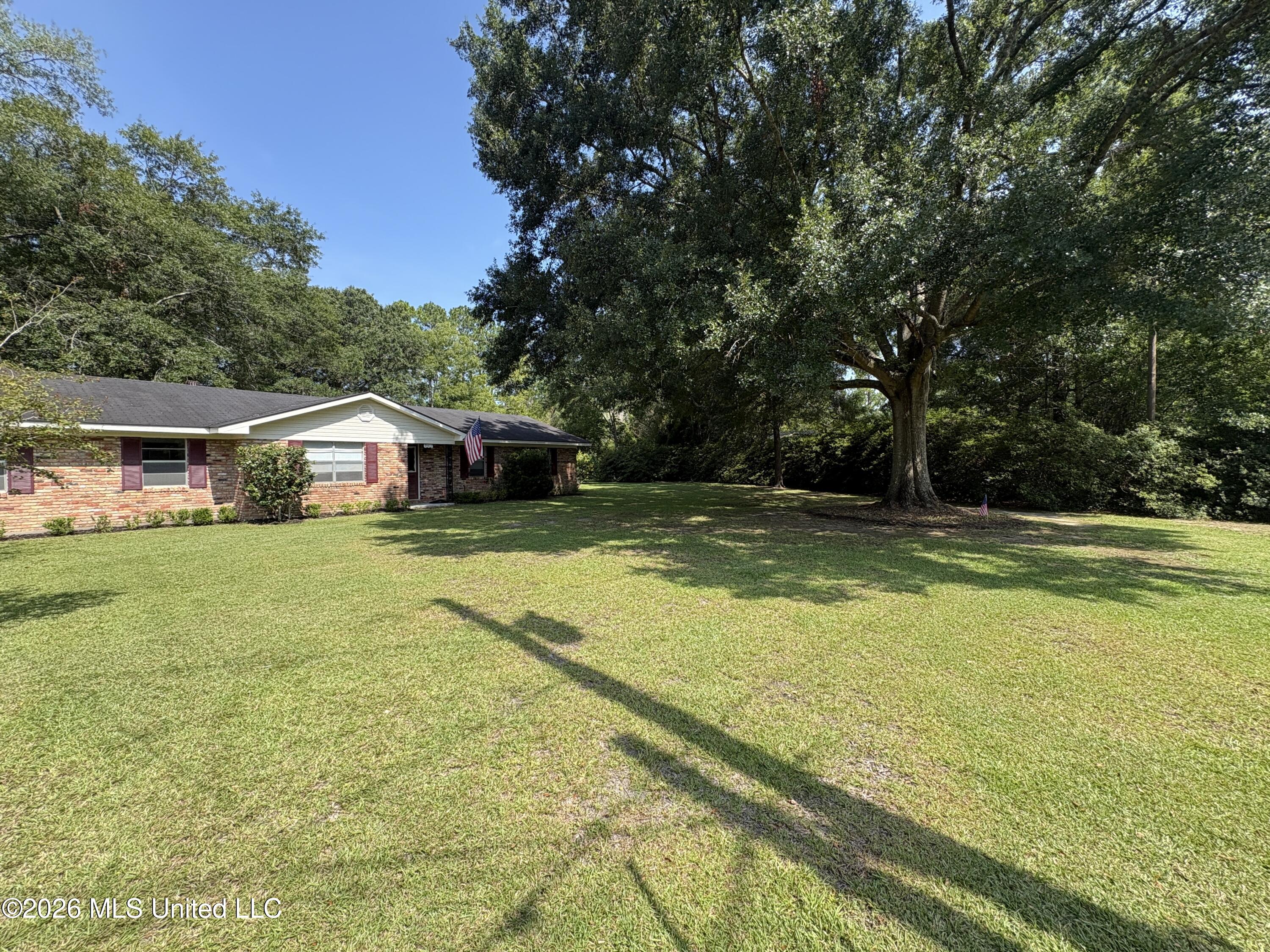 9417 Freeland Street Property Photo 3