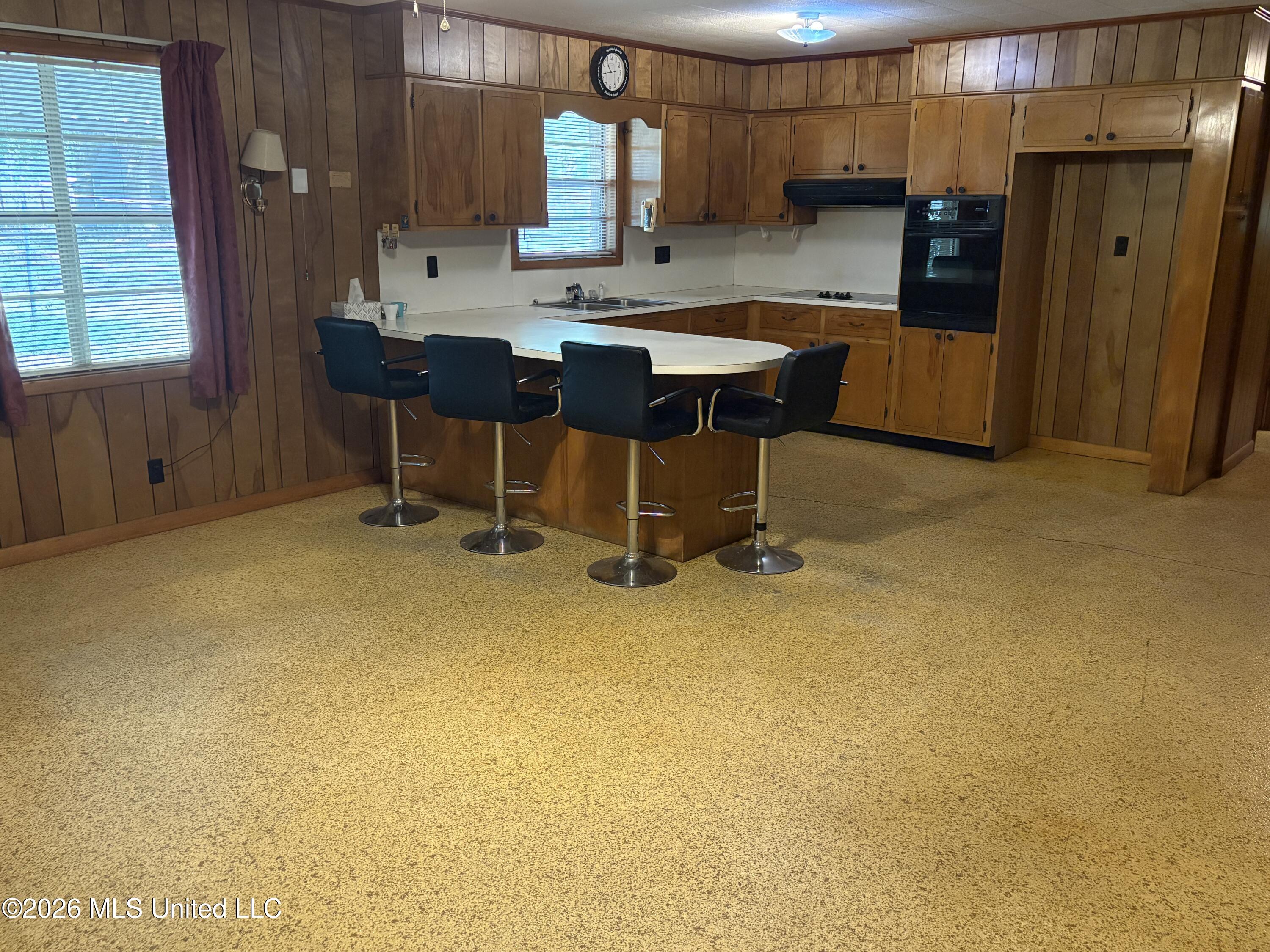 9417 Freeland Street Property Photo 6