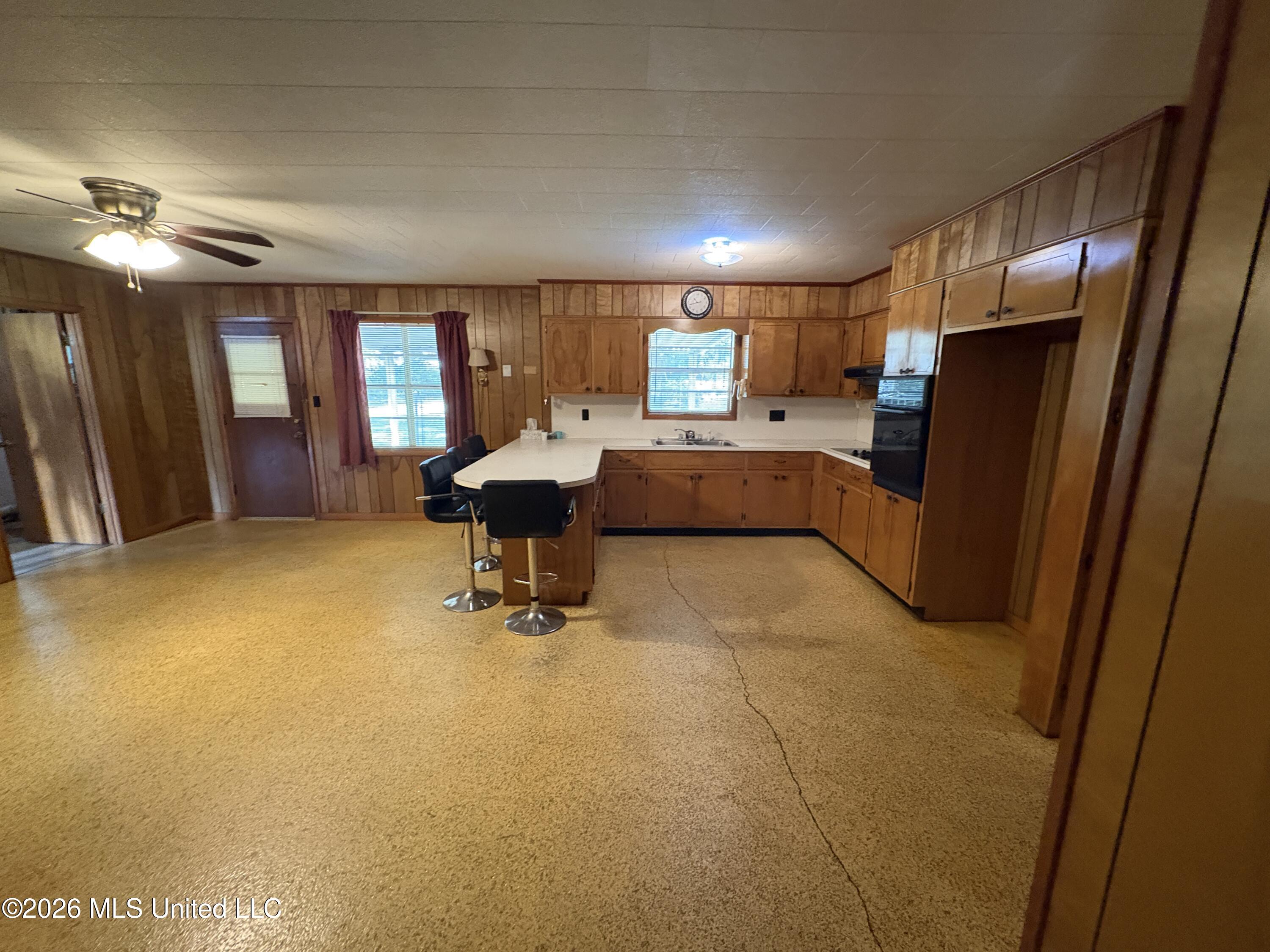 9417 Freeland Street Property Photo 7