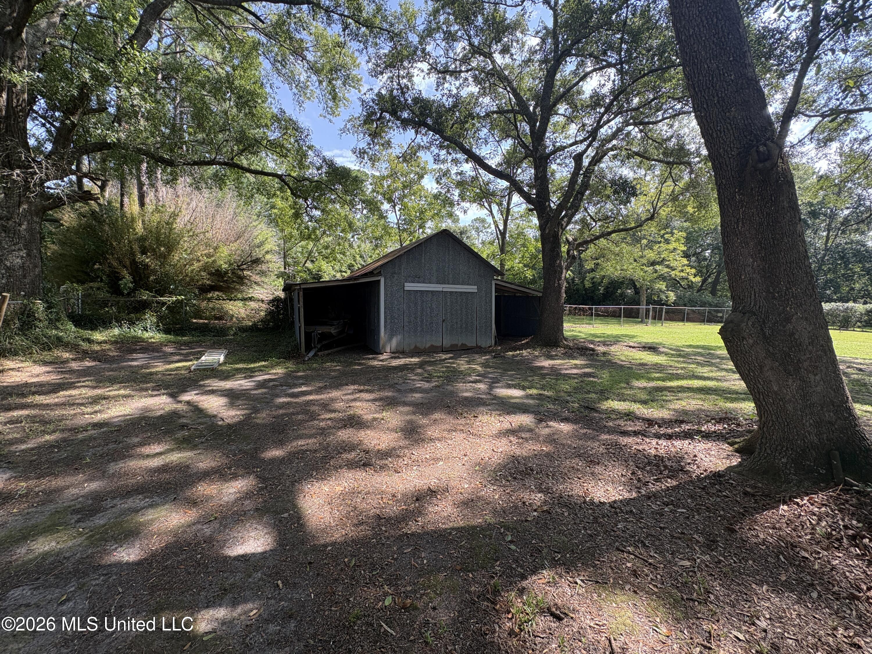 9417 Freeland Street Property Photo 23