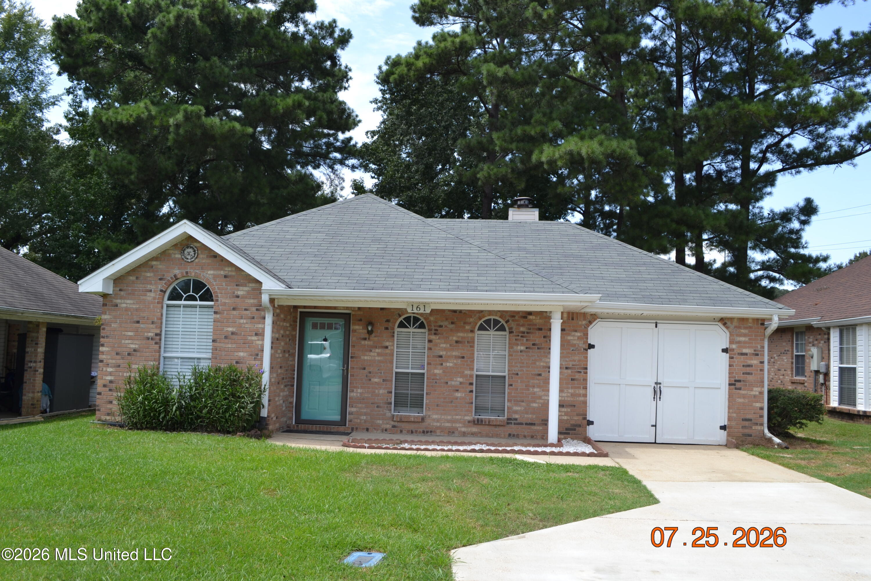 161 Greenfield Lane Property Photo 1