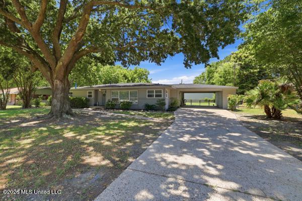 345 Popps Ferry Road Property Photo 6