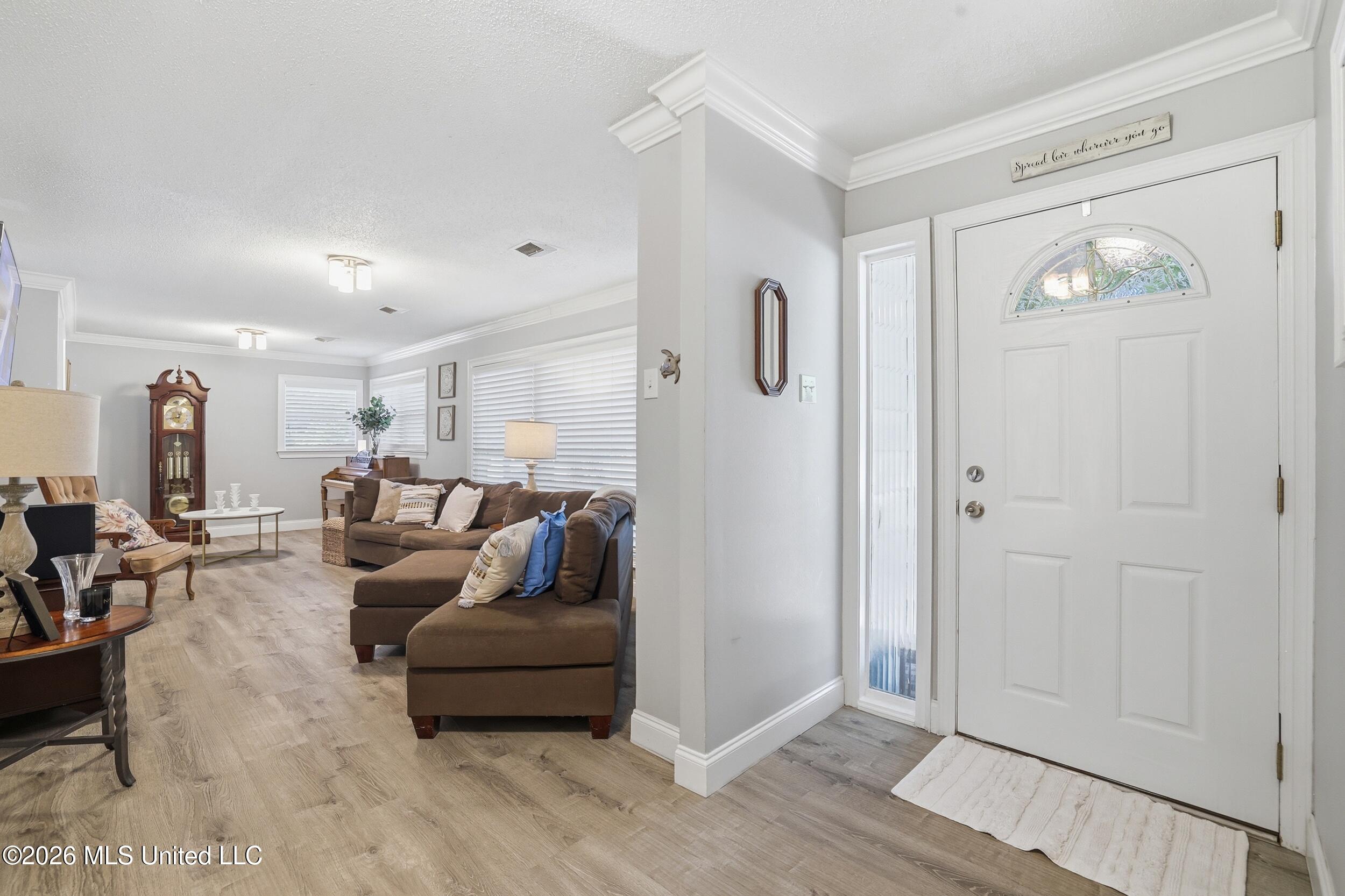 345 Popps Ferry Road Property Photo 8