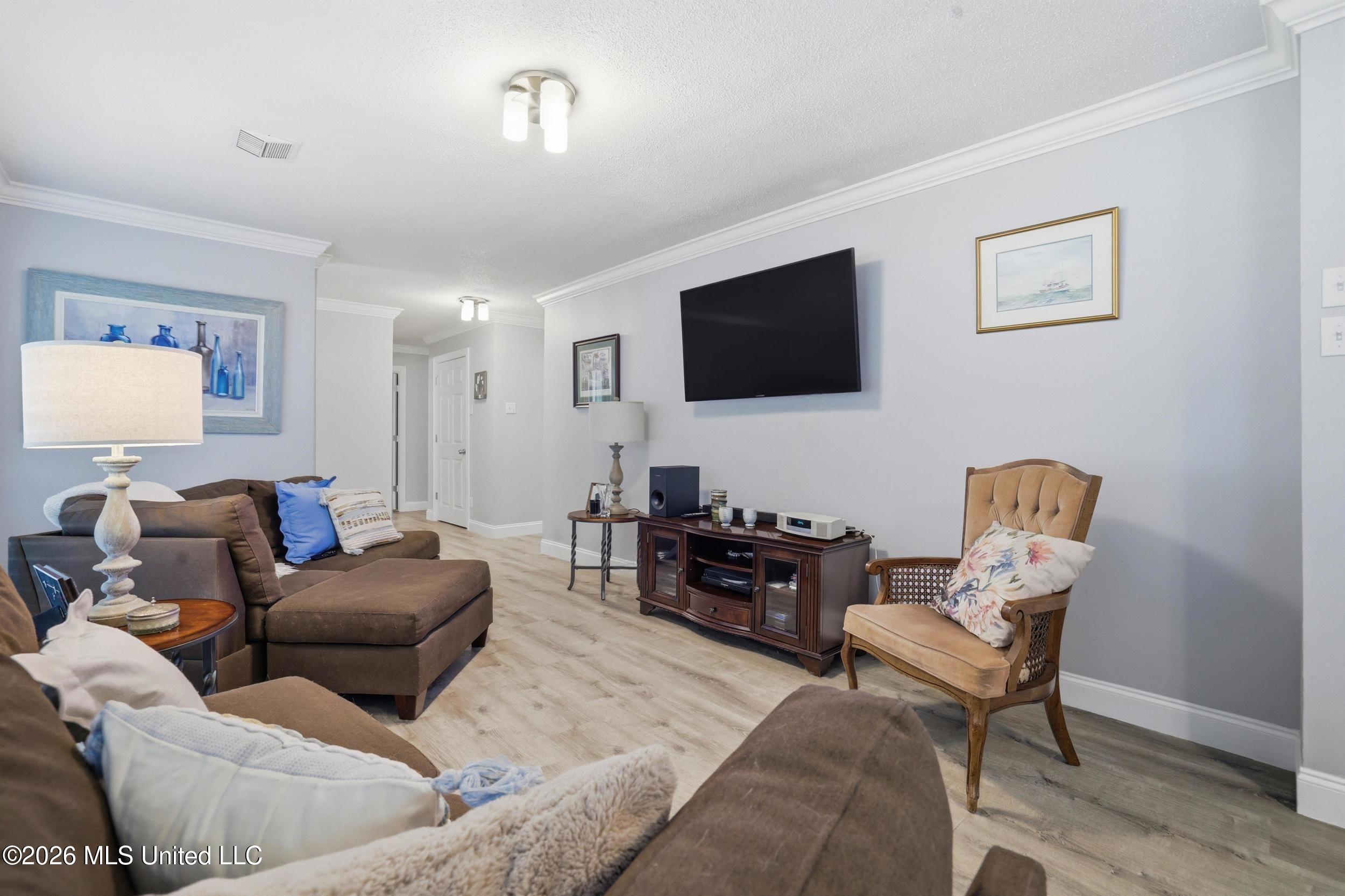 345 Popps Ferry Road Property Photo 11