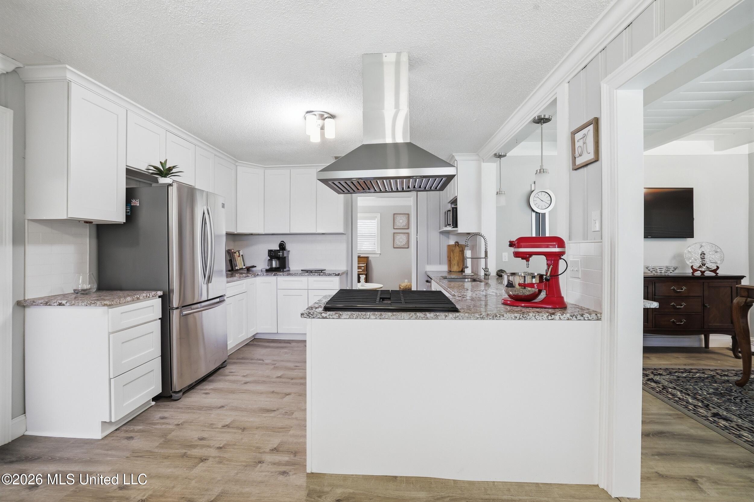 345 Popps Ferry Road Property Photo 17