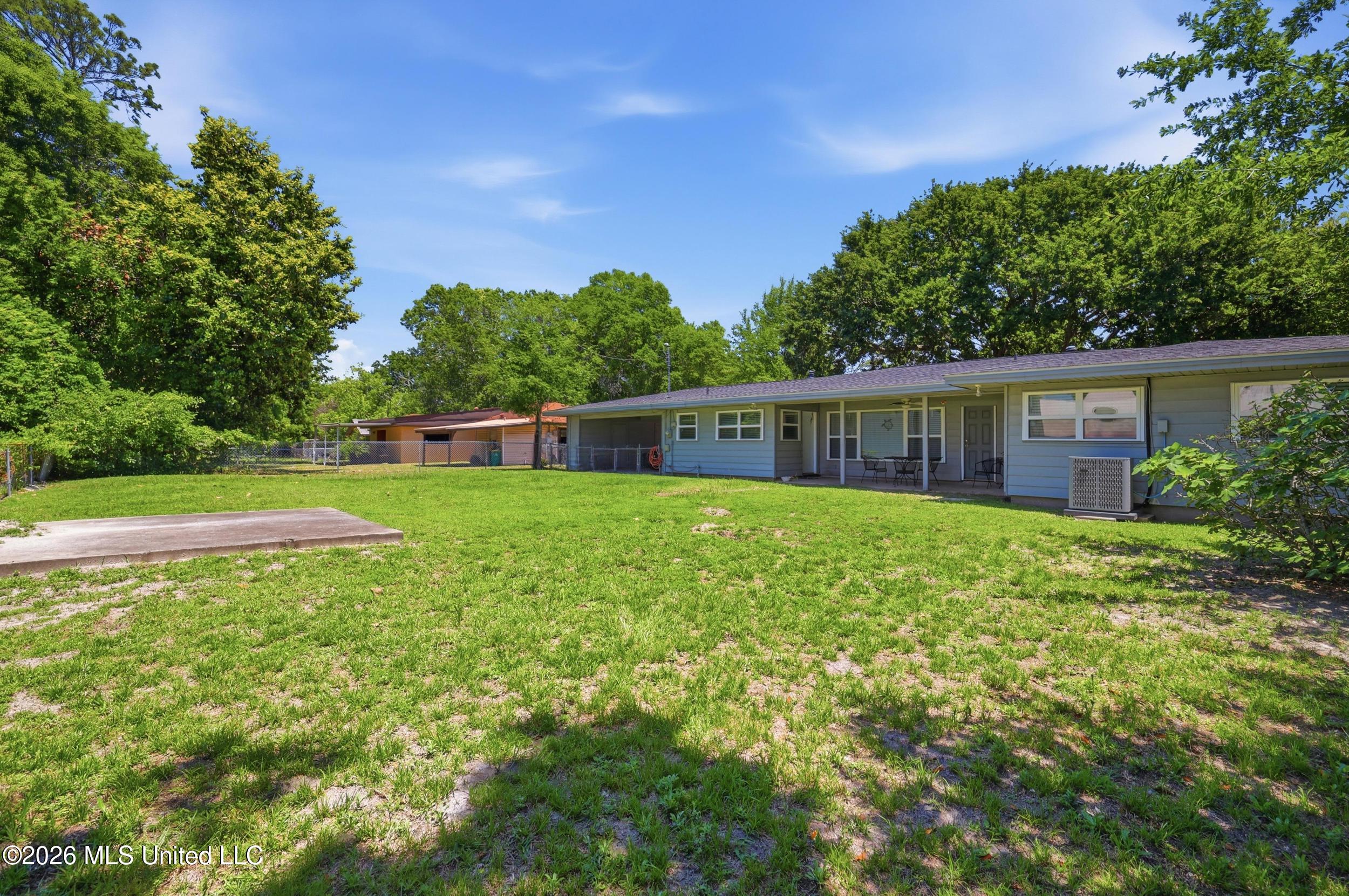 345 Popps Ferry Road Property Photo 36