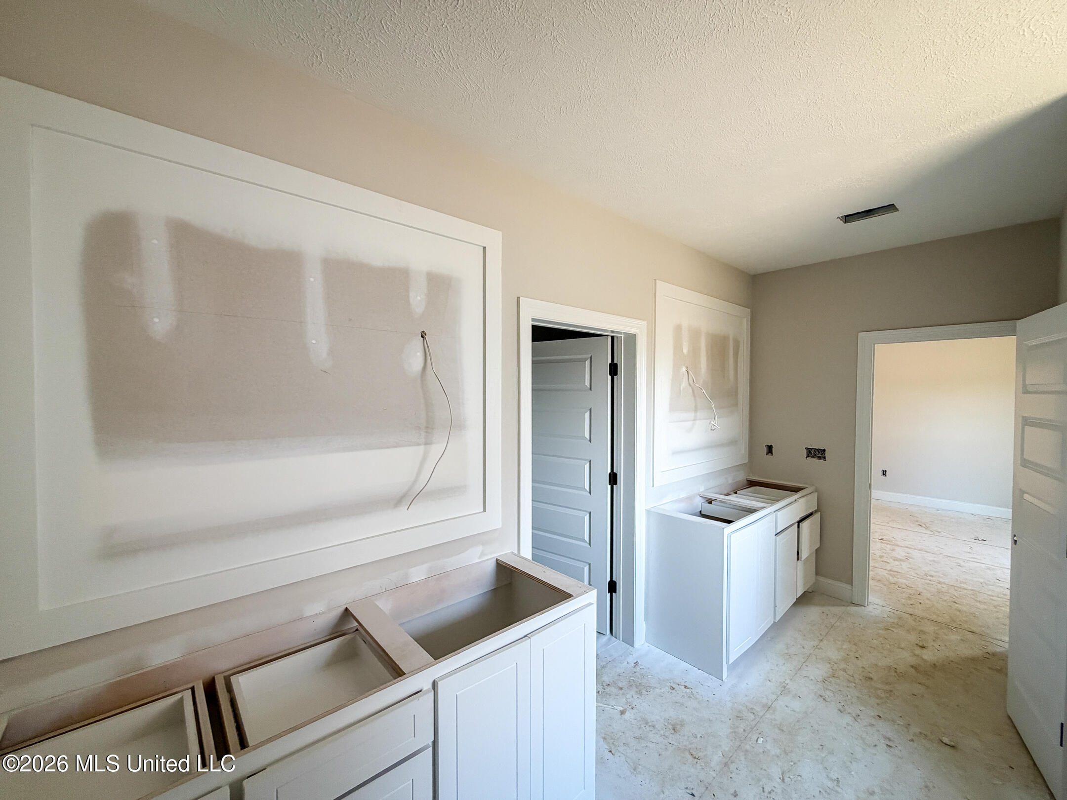 1300 Elderberry Lane Property Photo 3