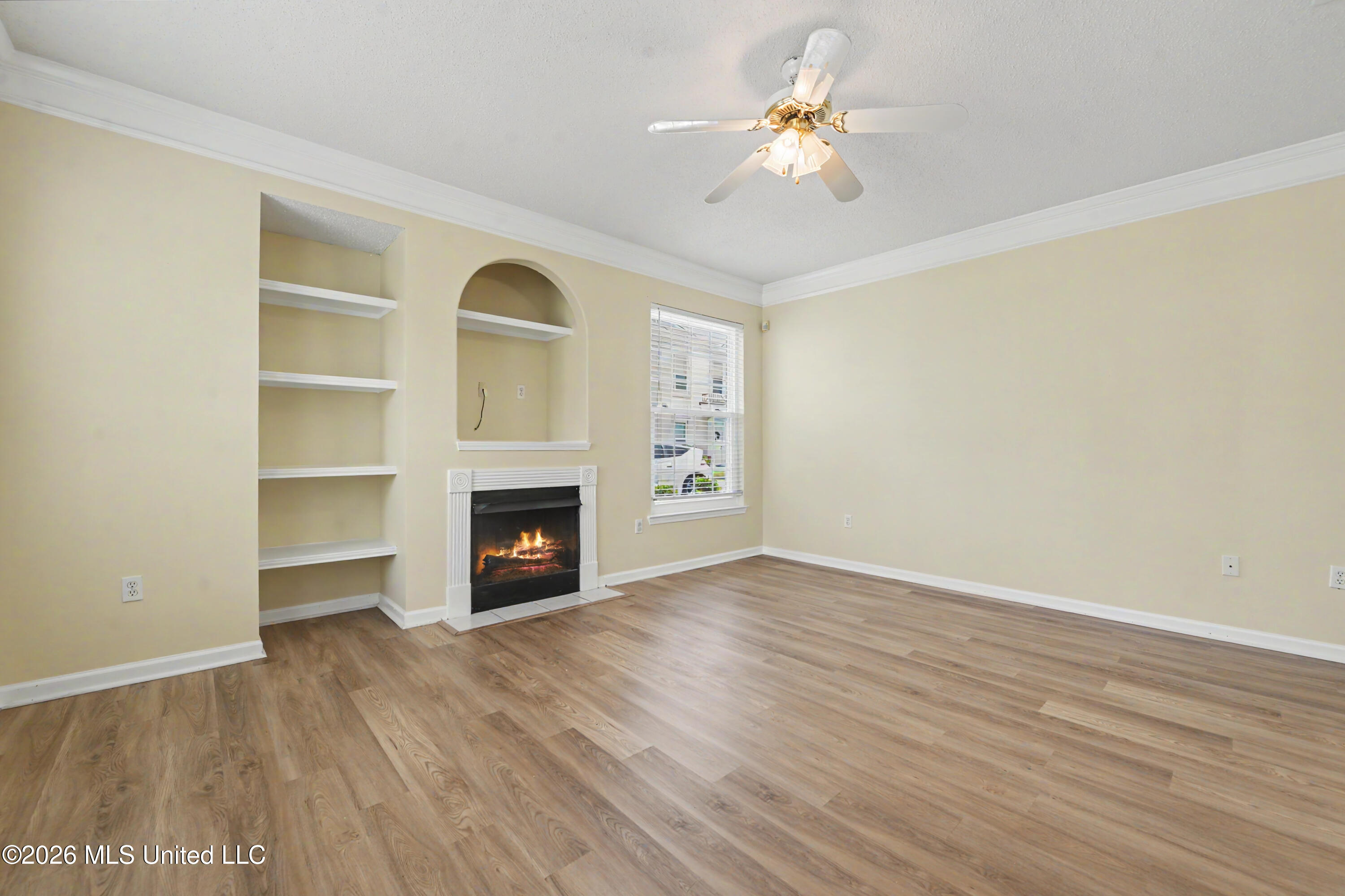 2252 Beach Drive Property Photo 5
