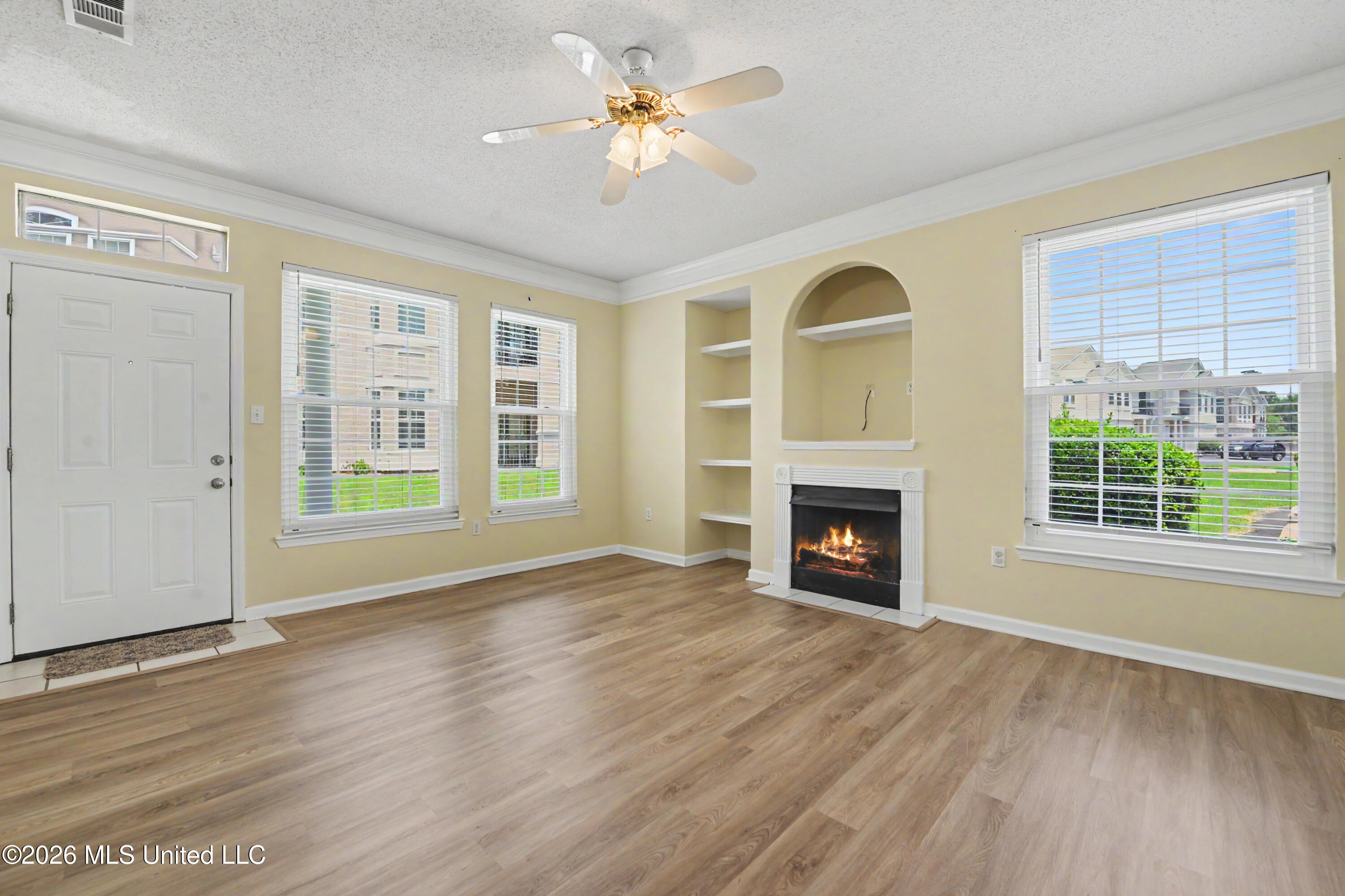 2252 Beach Drive Property Photo 7