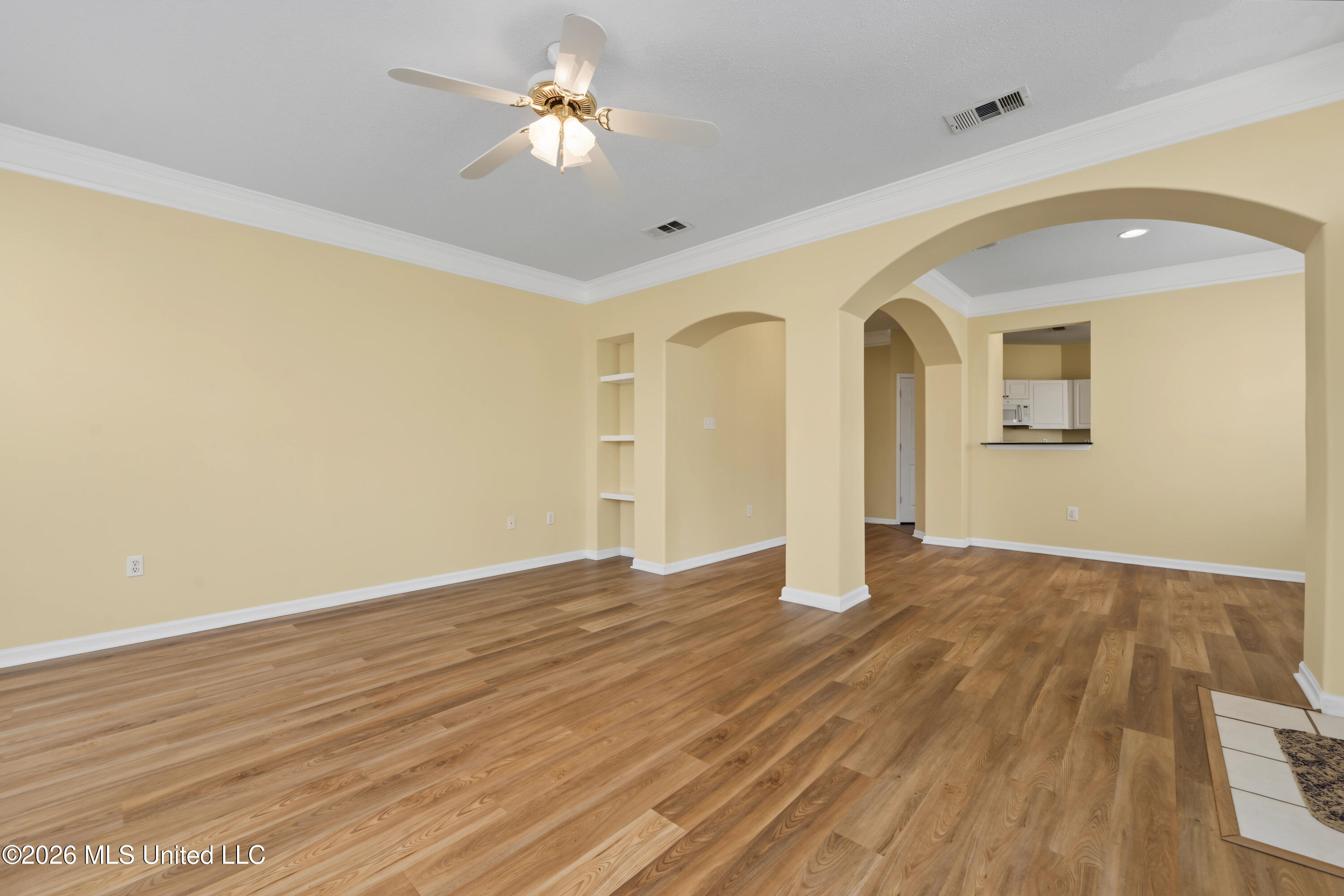 2252 Beach Drive Property Photo 8