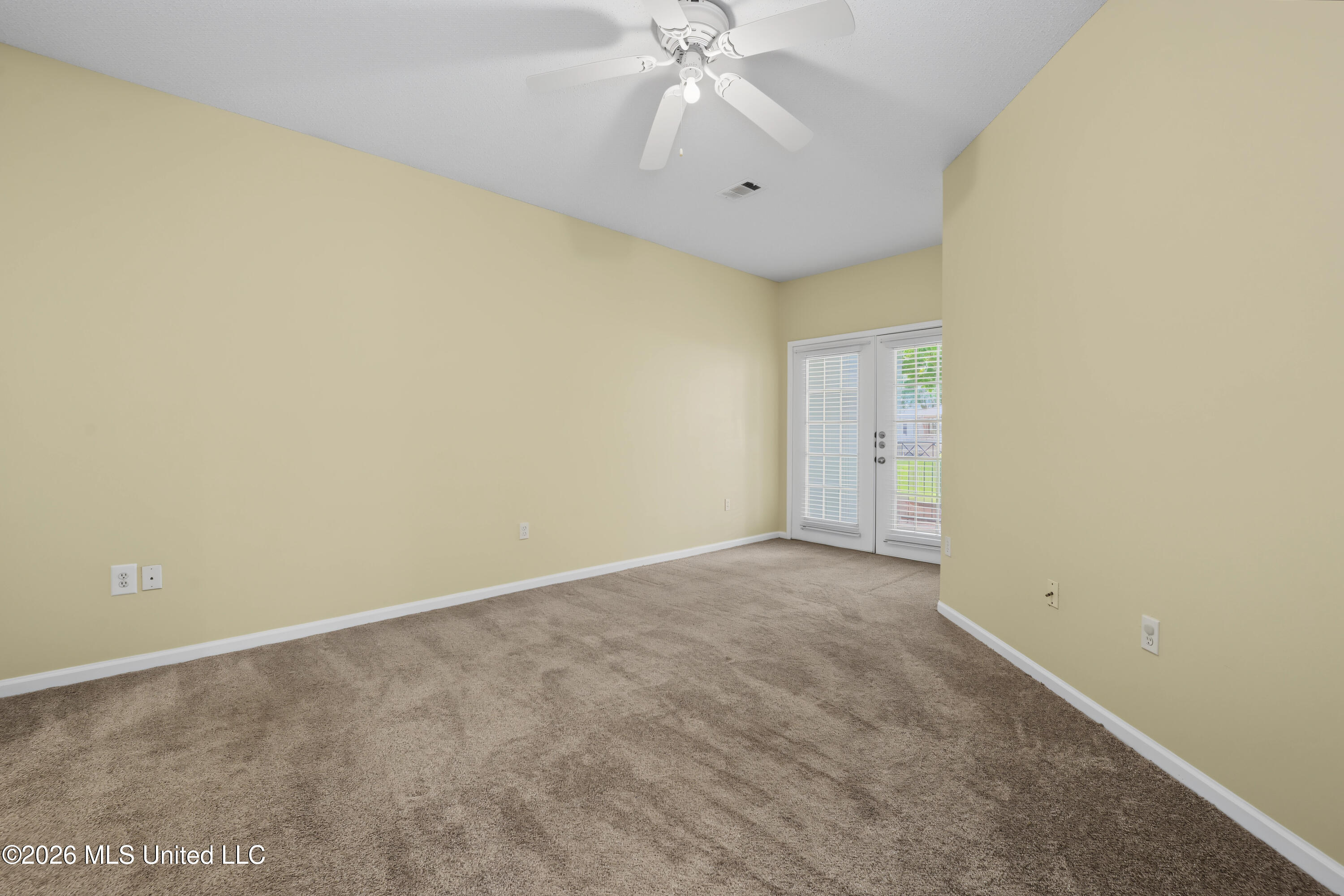 2252 Beach Drive Property Photo 17