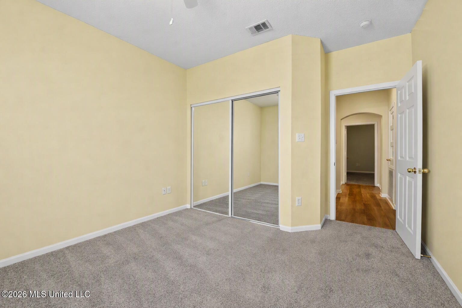 2252 Beach Drive Property Photo 25