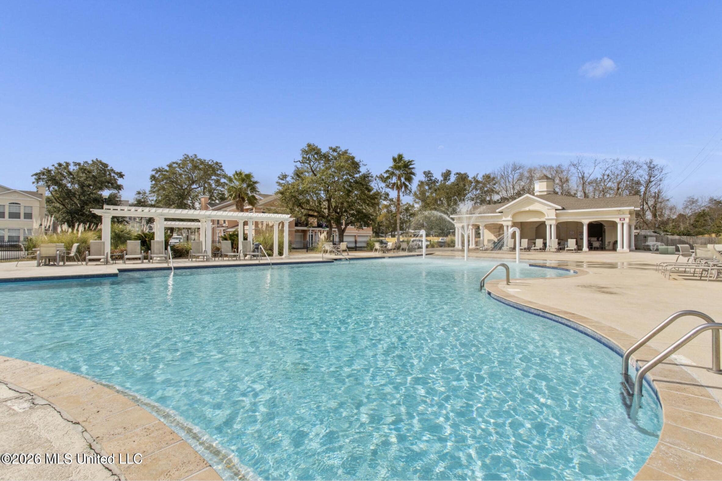 2252 Beach Drive Property Photo 33