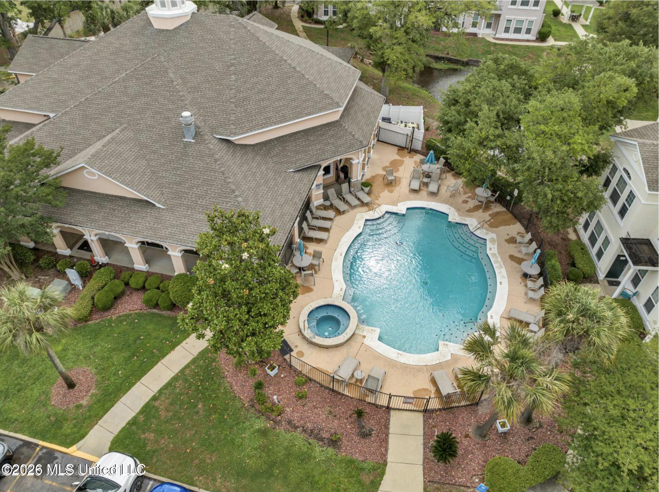 2252 Beach Drive Property Photo 41