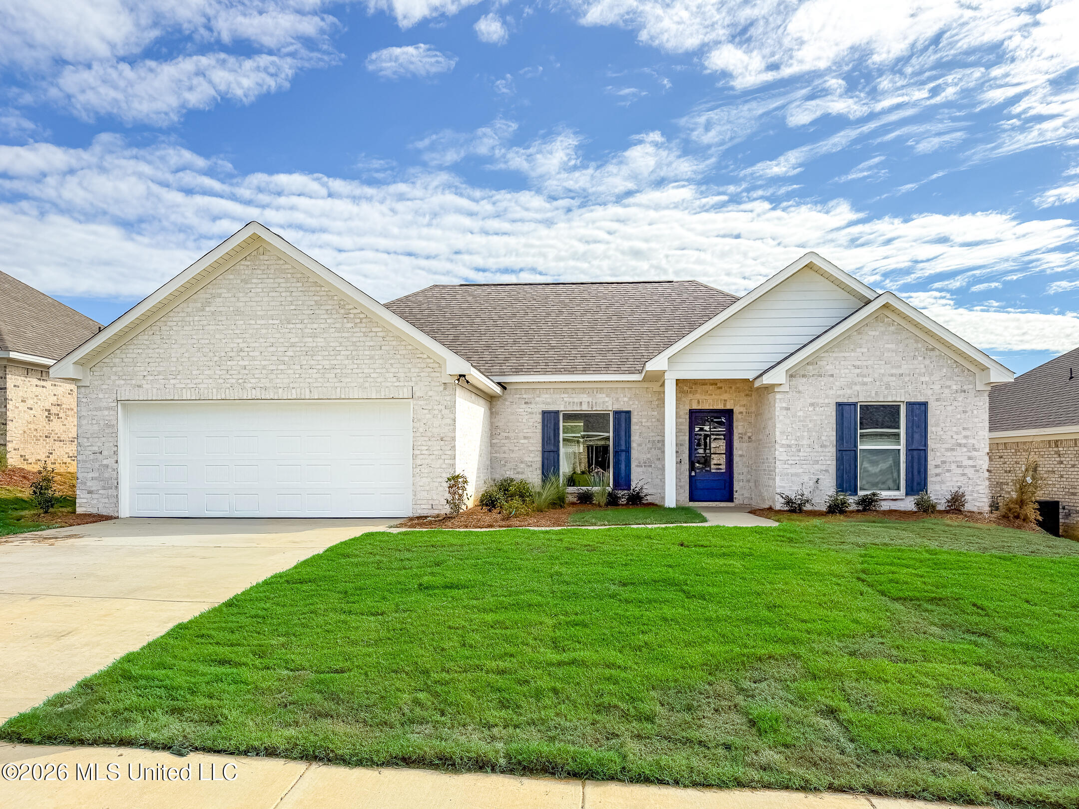 1302 Elderberry Property Photo 1