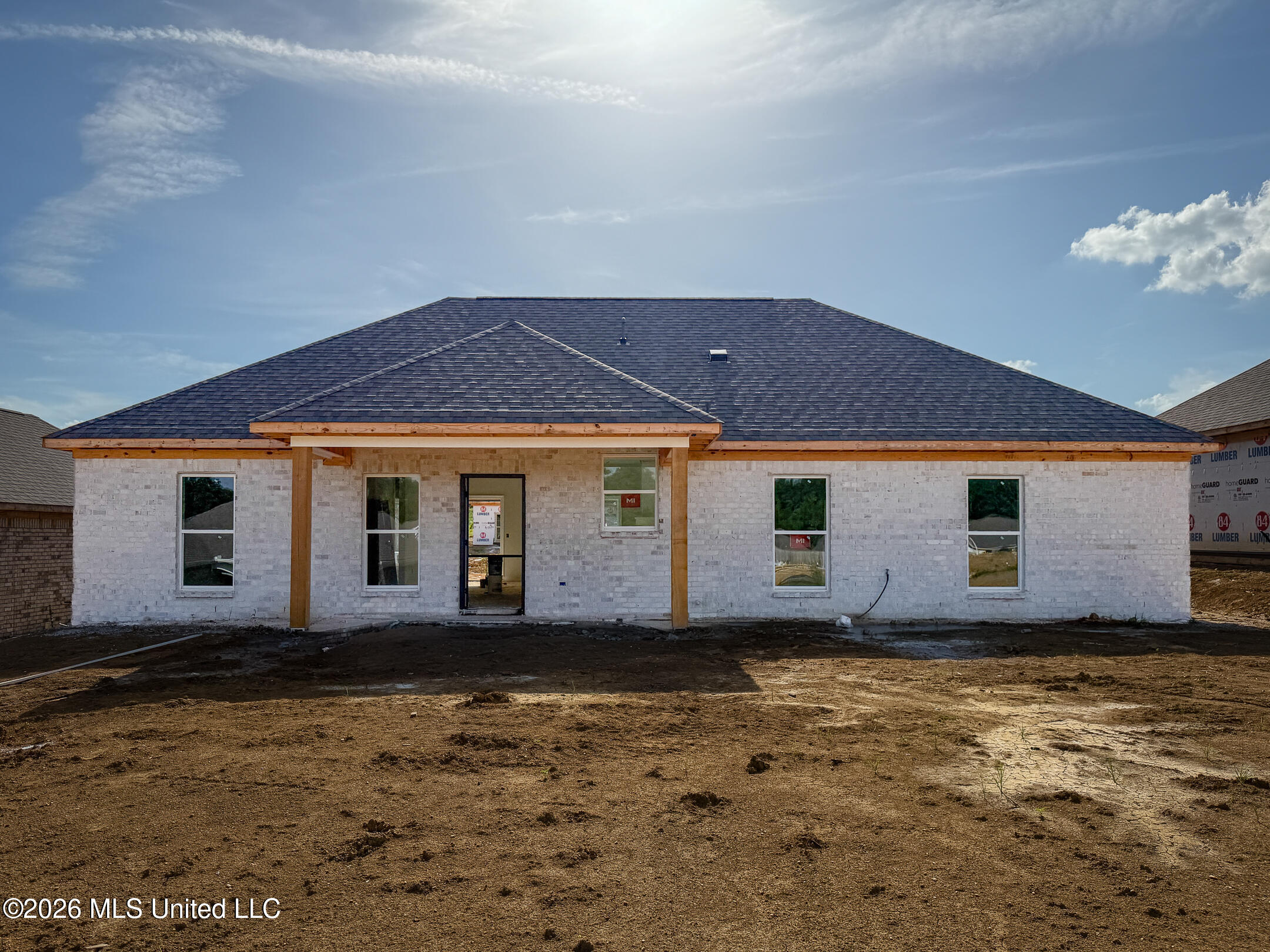 1302 Elderberry Property Photo 5