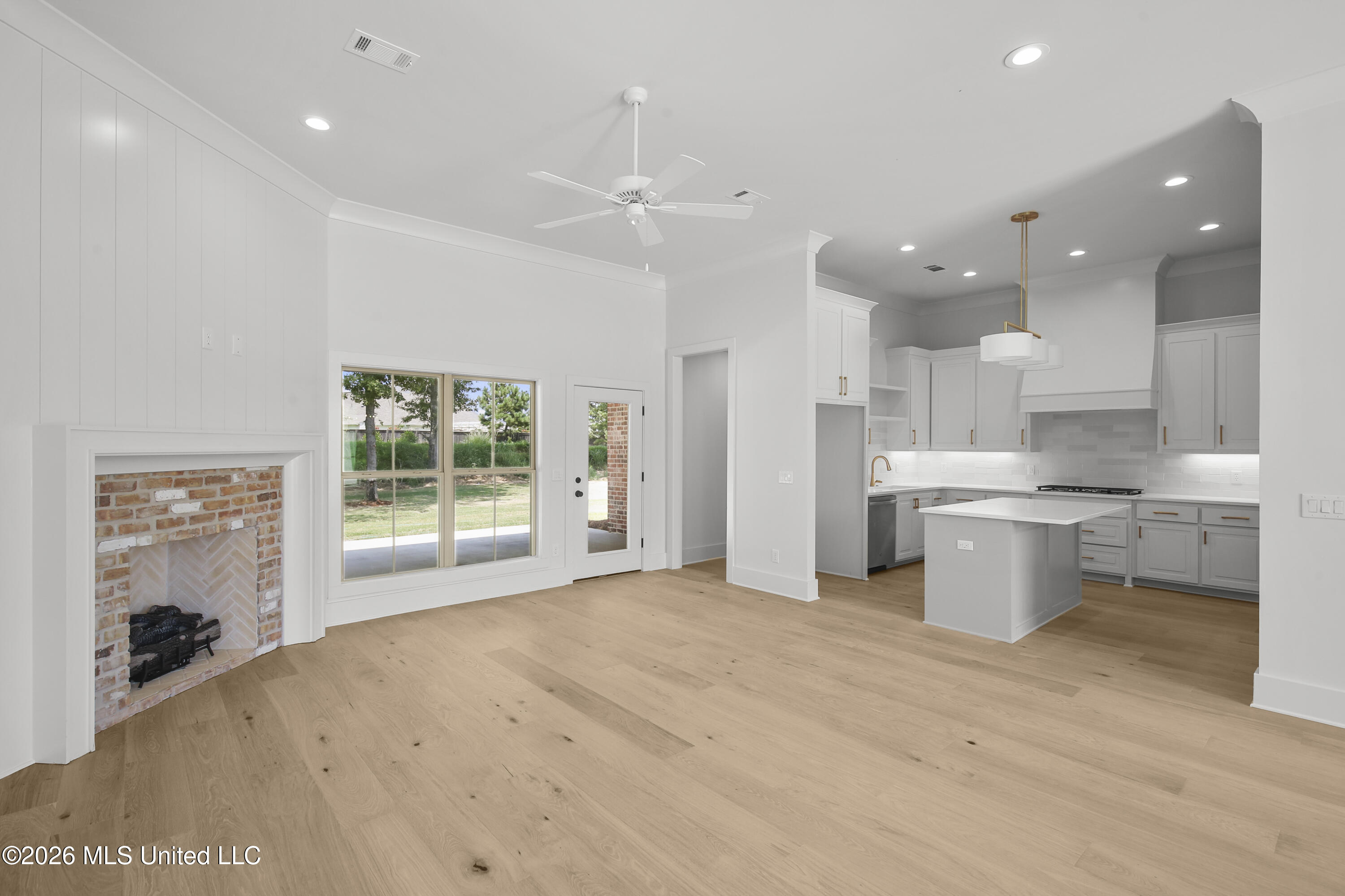 208 Benners Lane Property Photo 3