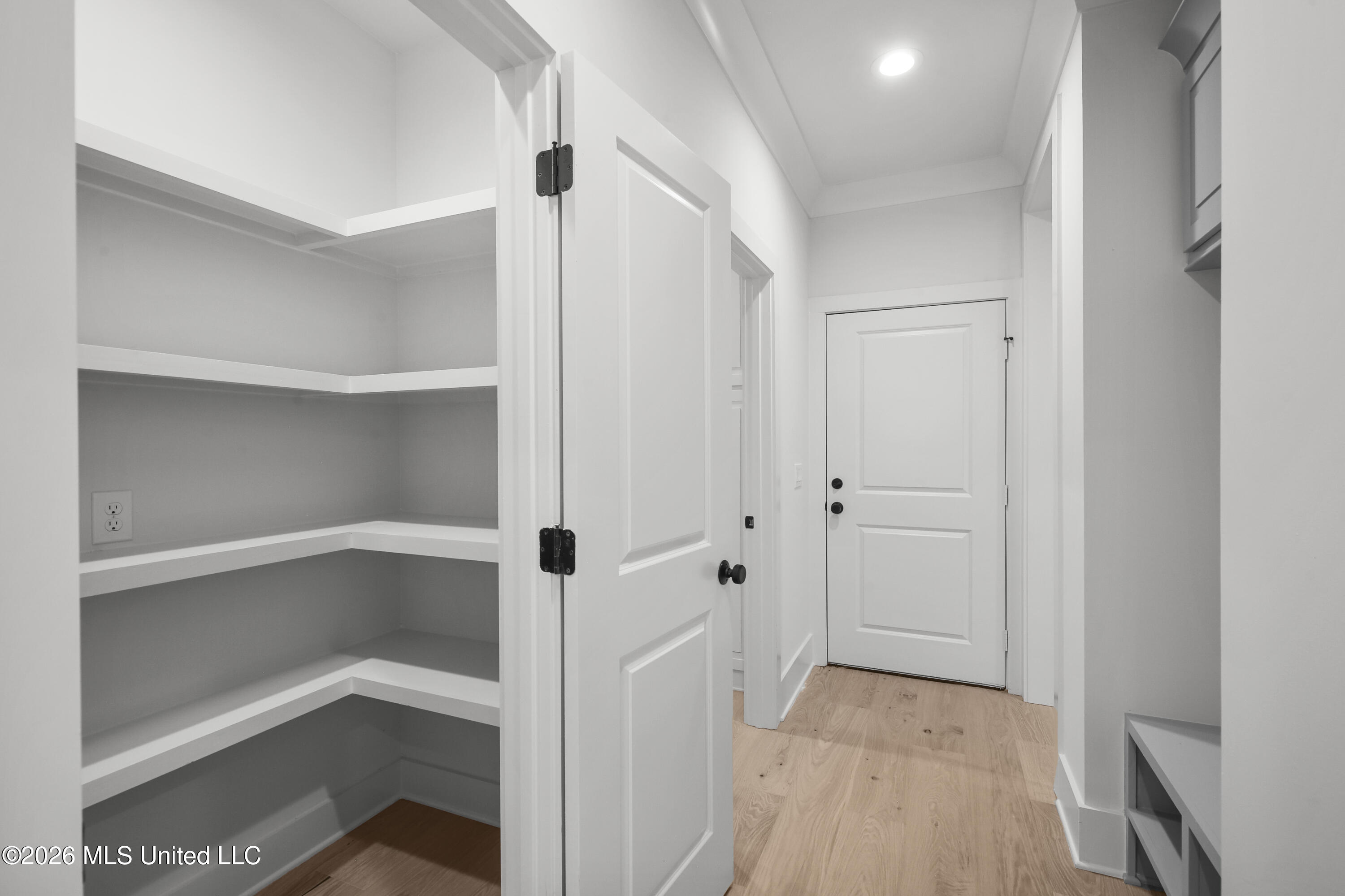 208 Benners Lane Property Photo 7