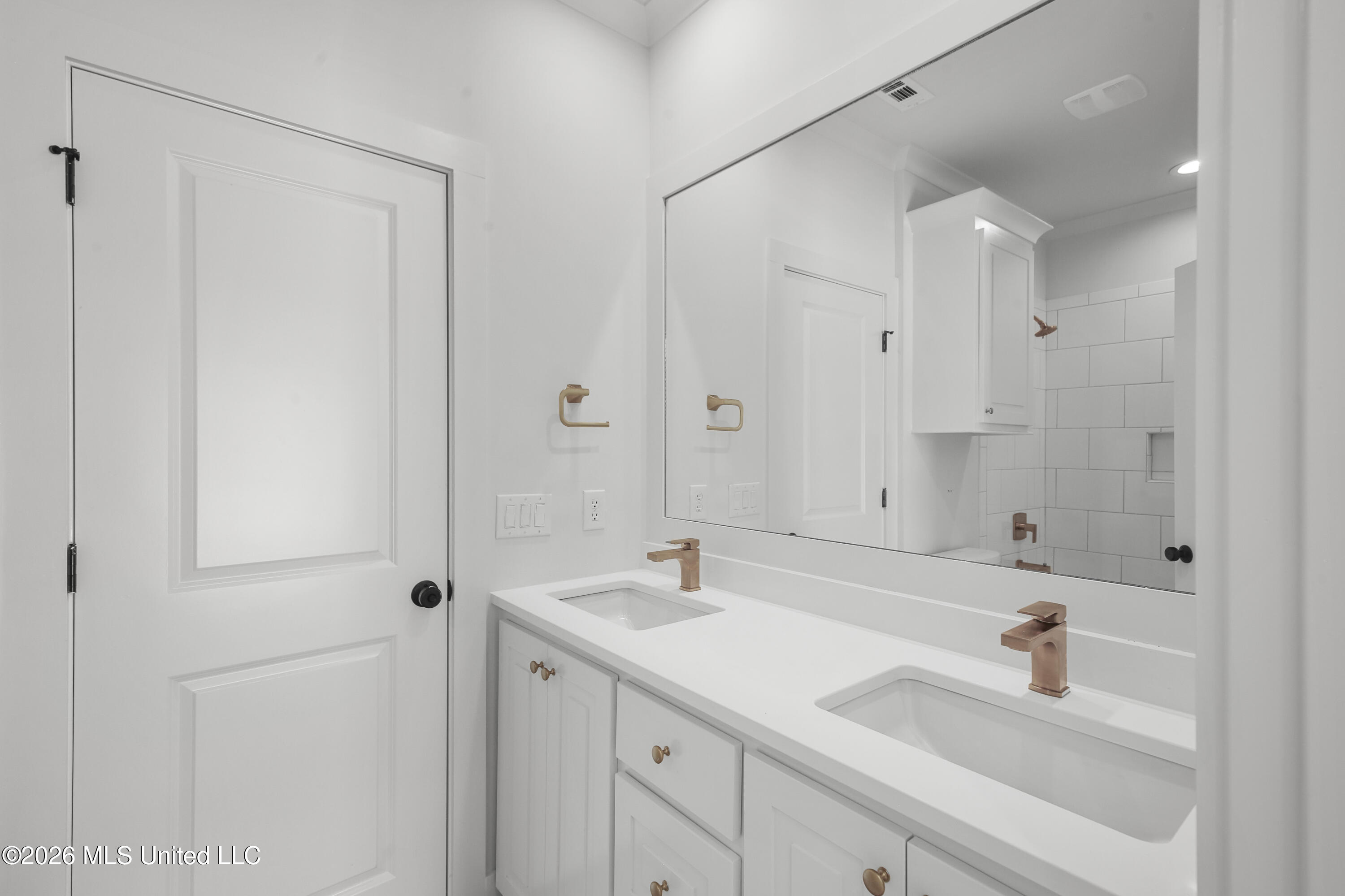208 Benners Lane Property Photo 18