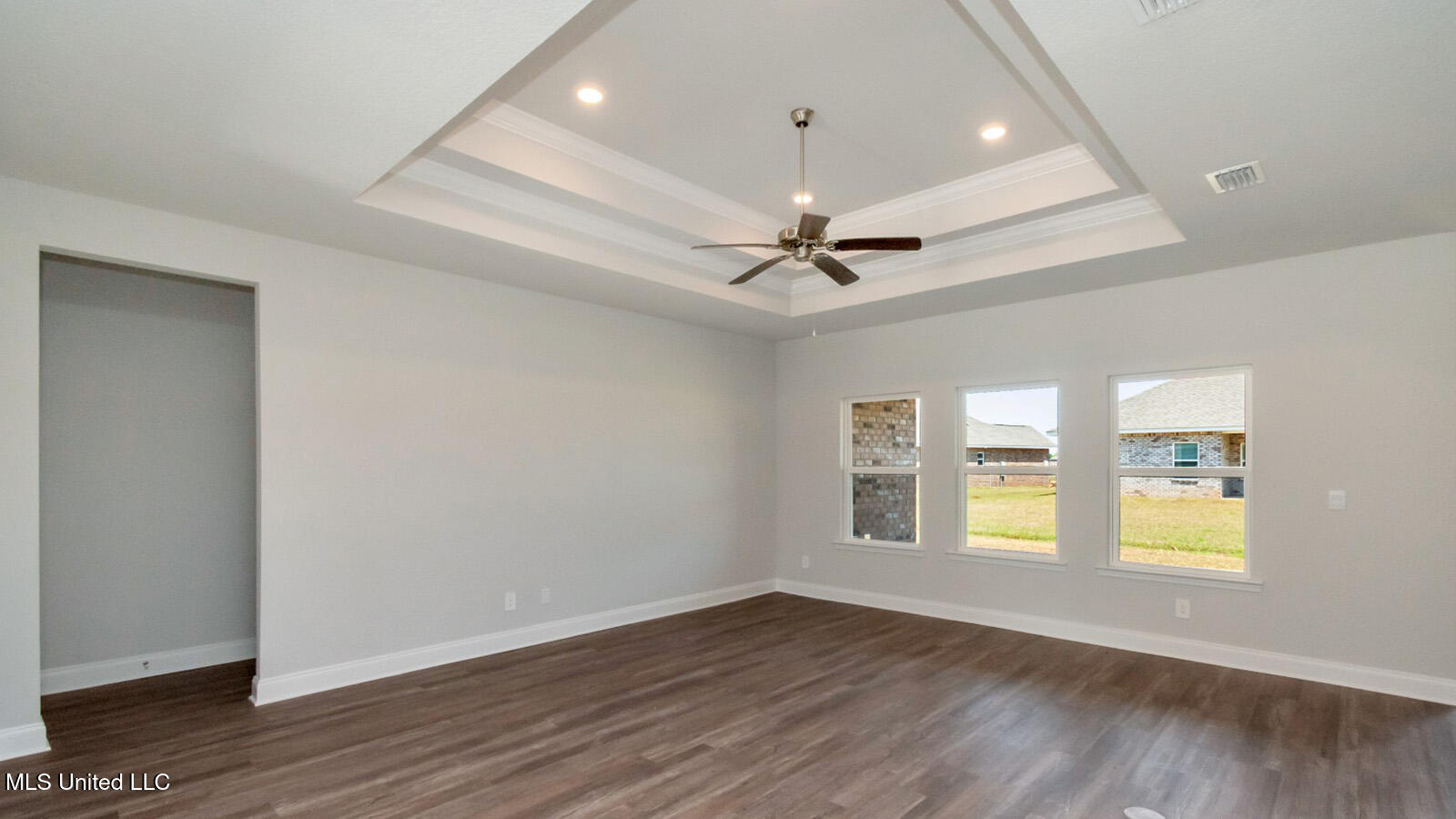 14259 Quill Avenue Property Photo 8
