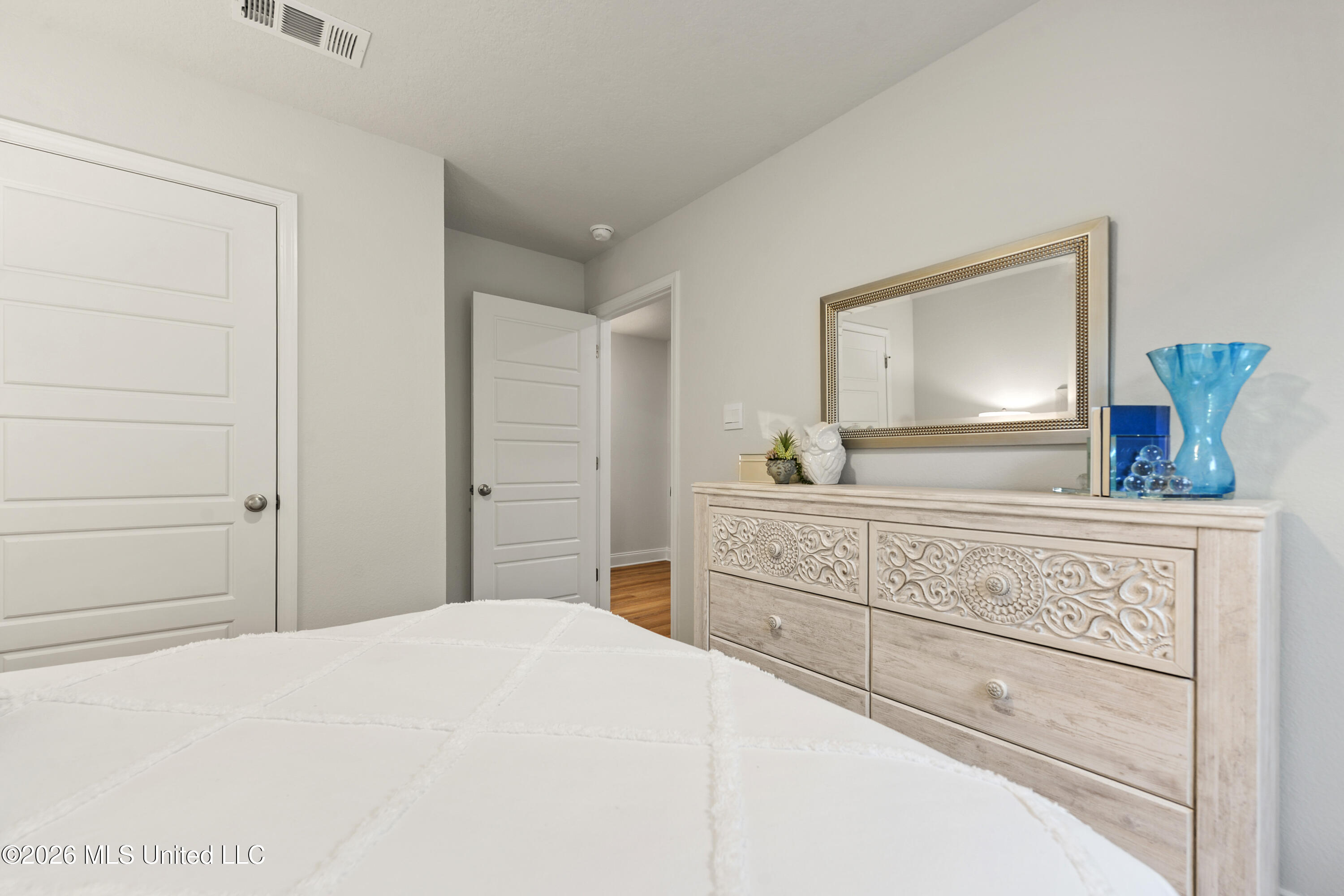 13104 Carnival Circle Property Photo 27
