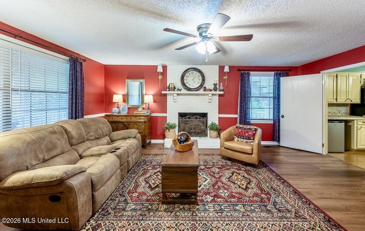 5 Spokane Road Property Photo 4