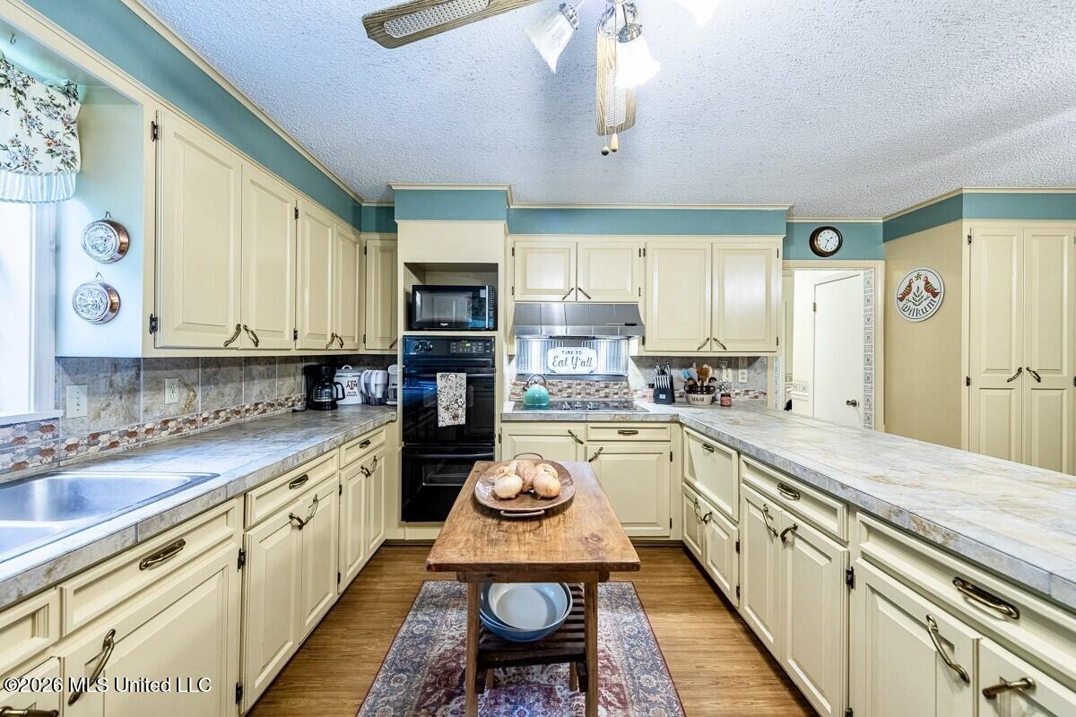 5 Spokane Road Property Photo 6