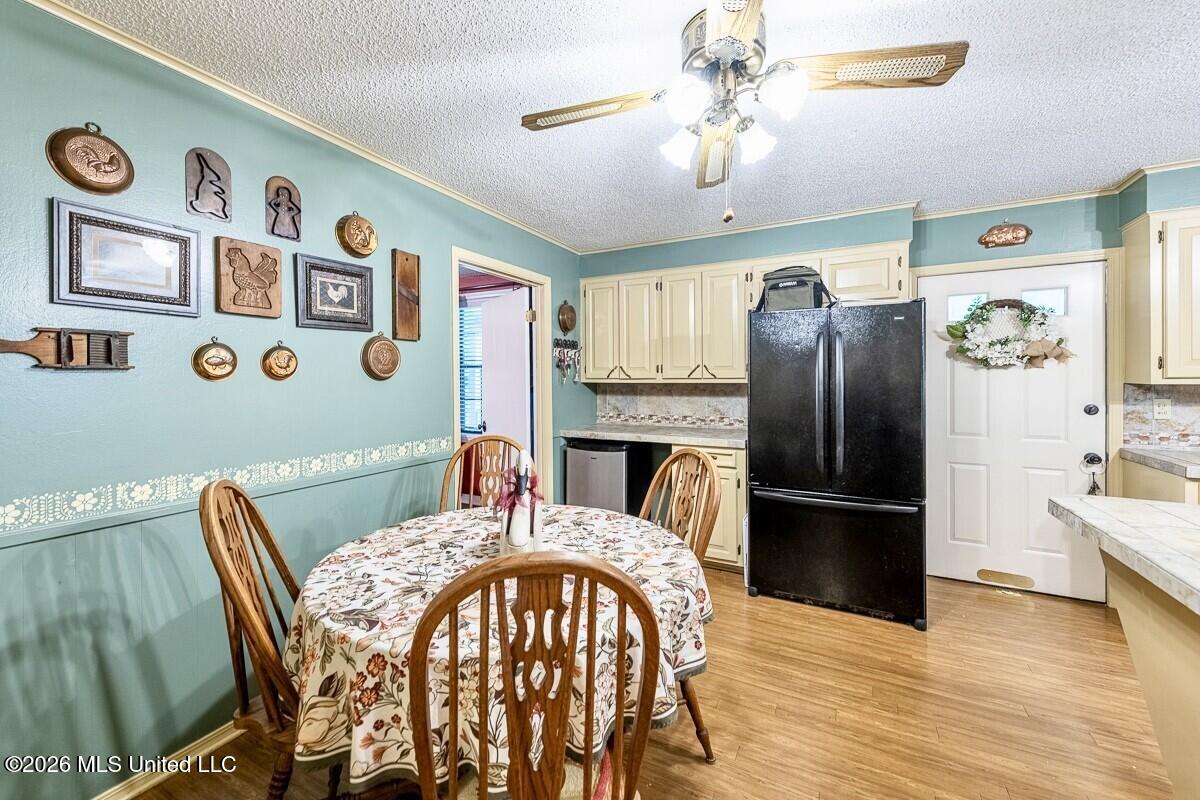 5 Spokane Road Property Photo 8