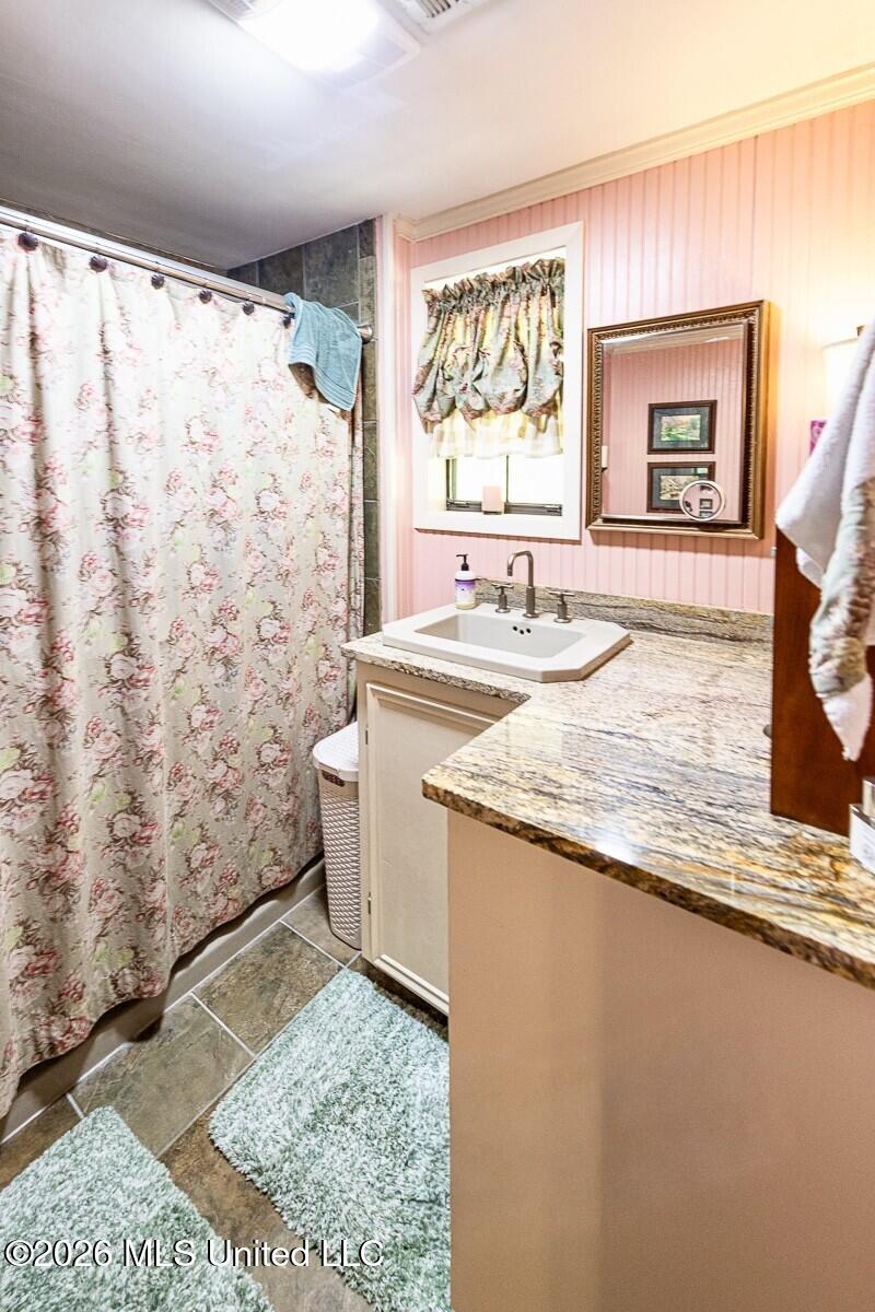 5 Spokane Road Property Photo 17