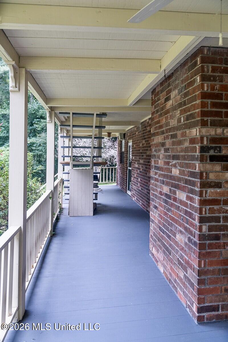 5 Spokane Road Property Photo 32